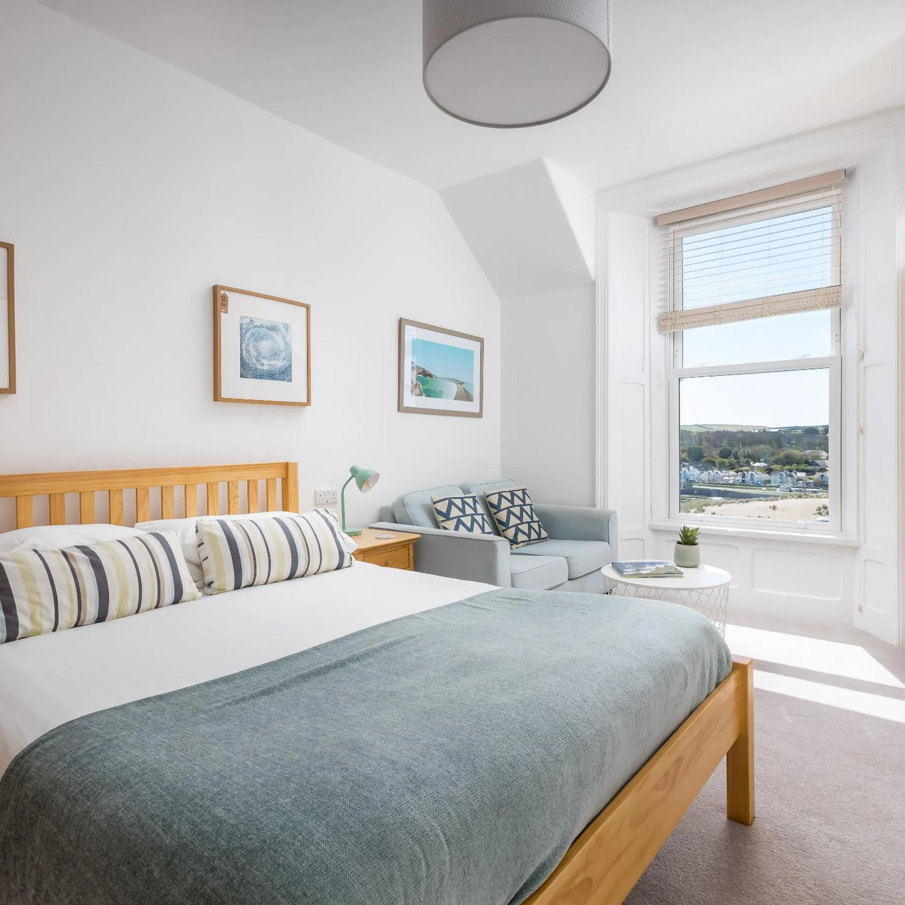 Bedroom, Bed in The Edge Of The Beach formally The Edgcumbe Hotel