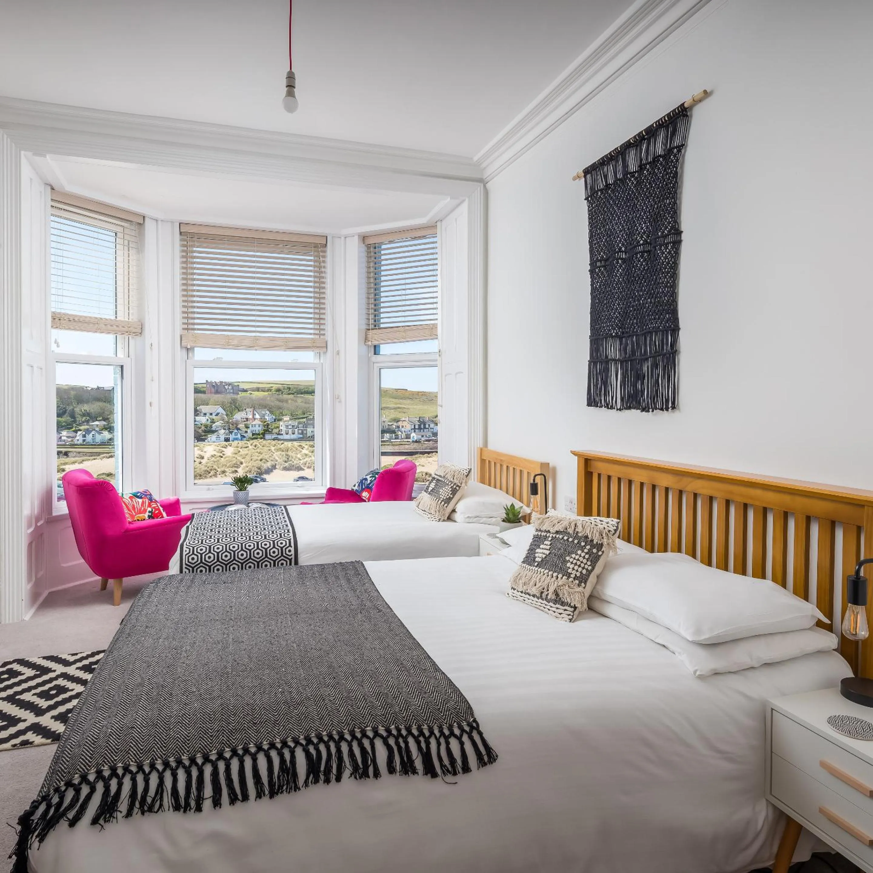 Bedroom, Bed in The Edge Of The Beach formally The Edgcumbe Hotel