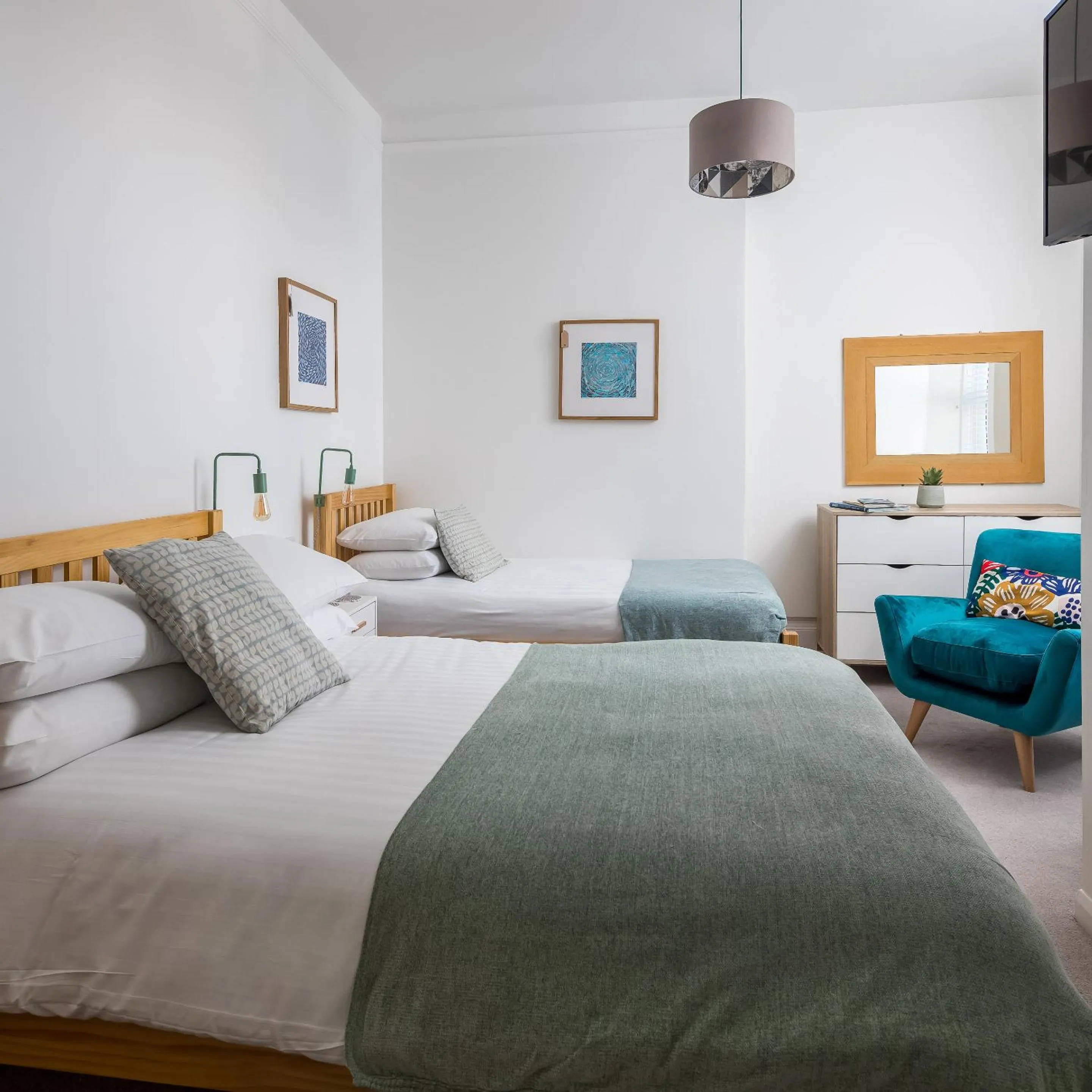 Bedroom, Bed in The Edge Of The Beach formally The Edgcumbe Hotel