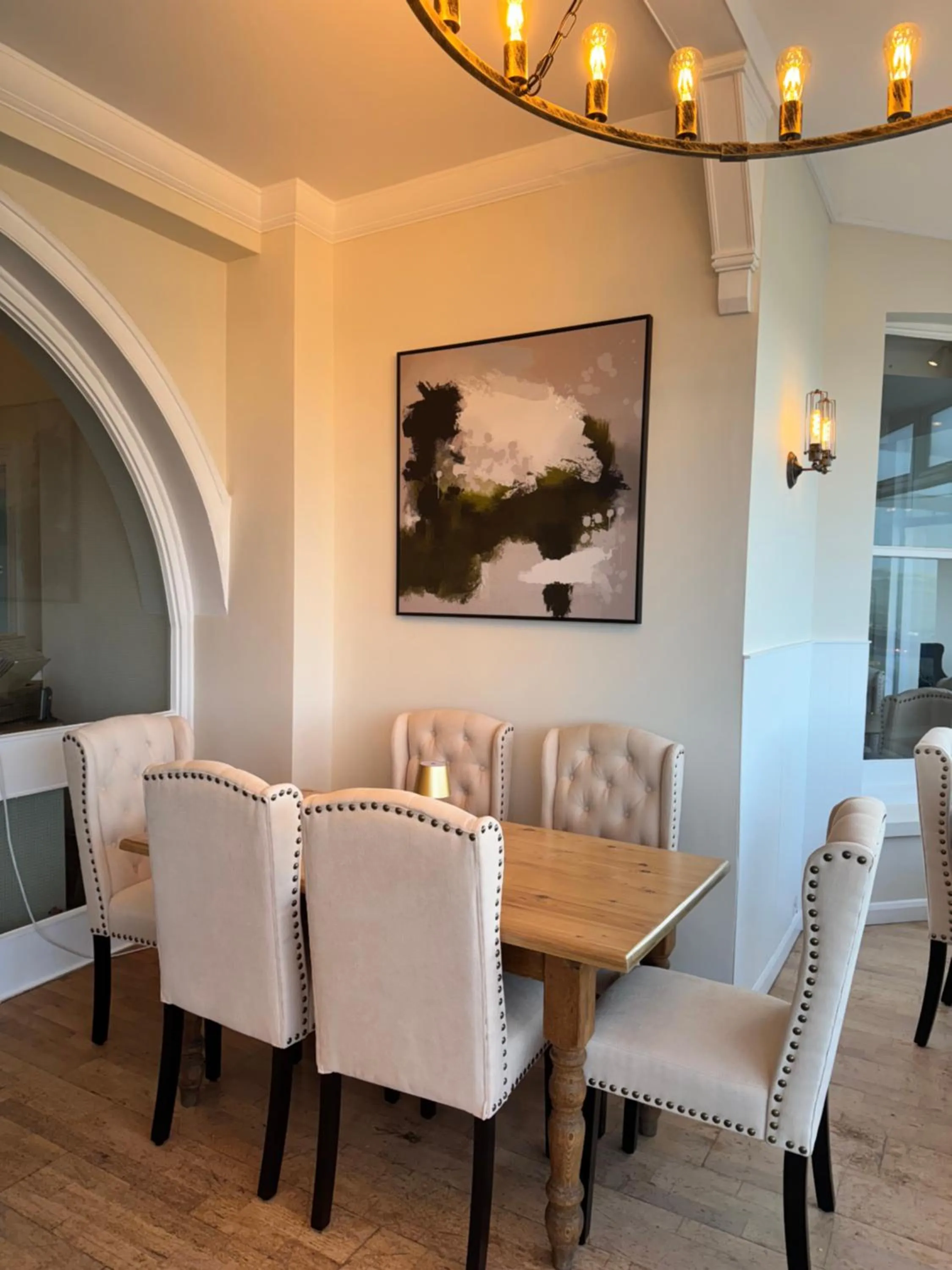 Lounge or bar in The Edge Of The Beach formally The Edgcumbe Hotel