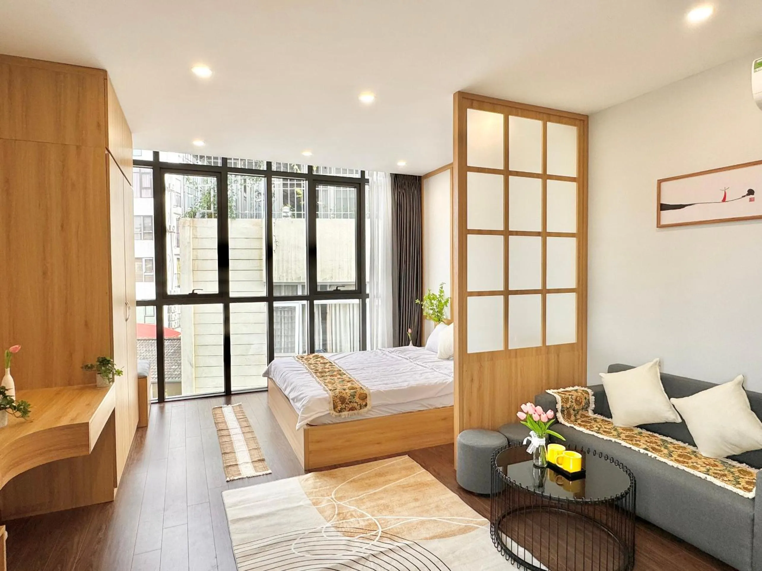 Bed in The Little Home - Đào Tấn - Cozy home - Bathtub - Comfy