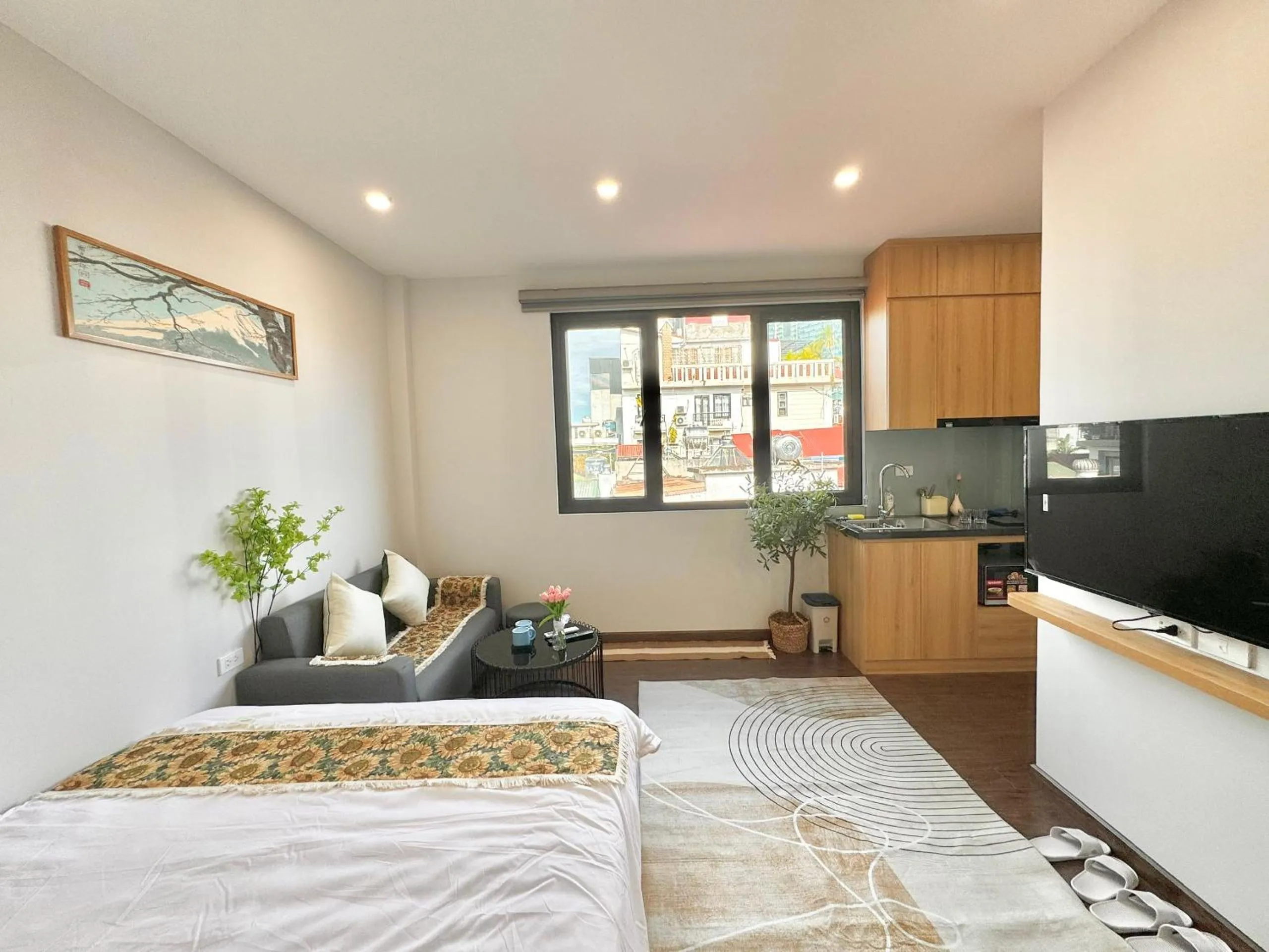 Bed in The Little Home - Đào Tấn - Cozy home - Bathtub - Comfy