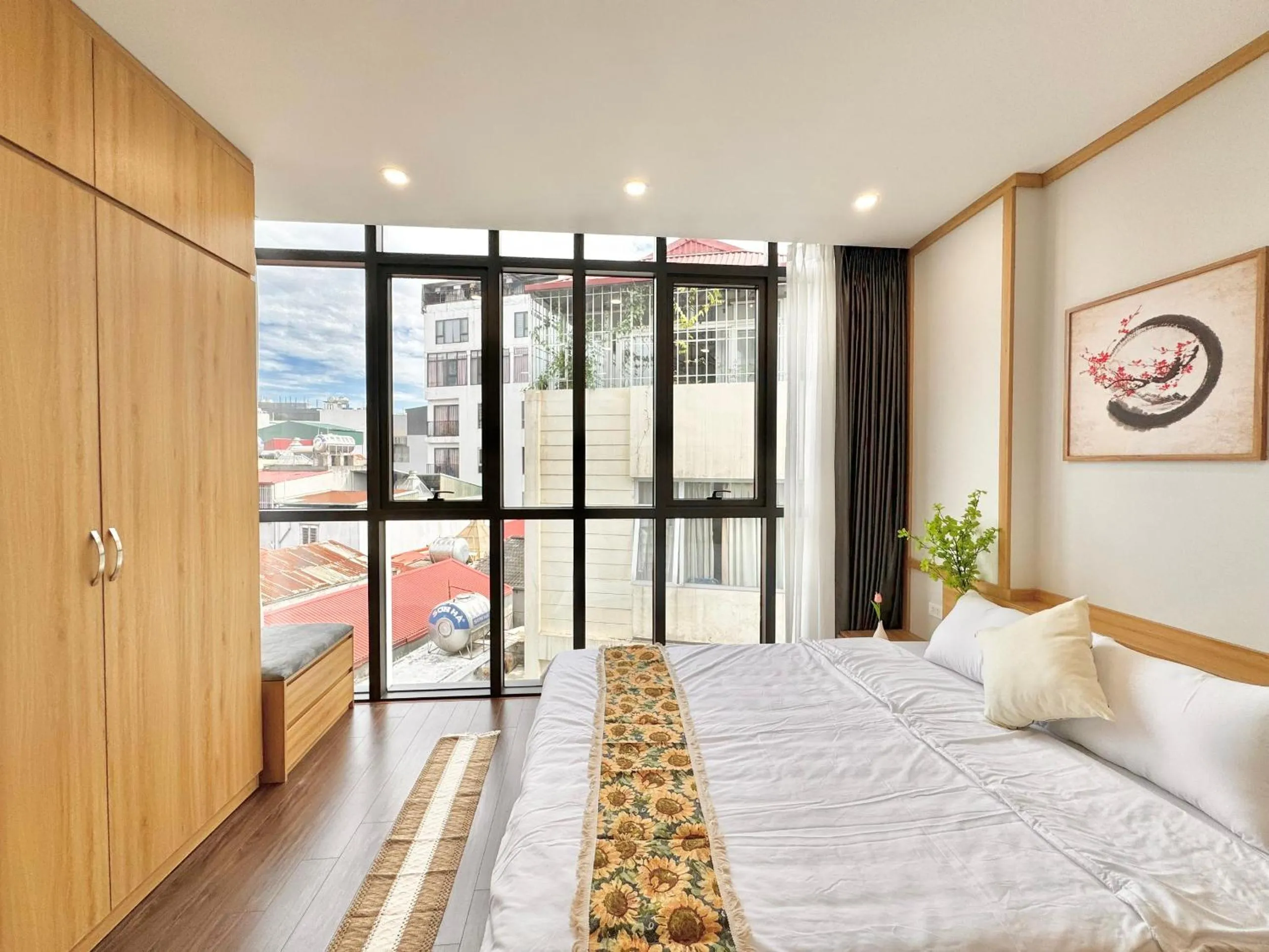 Bed in The Little Home - Đào Tấn - Cozy home - Bathtub - Comfy