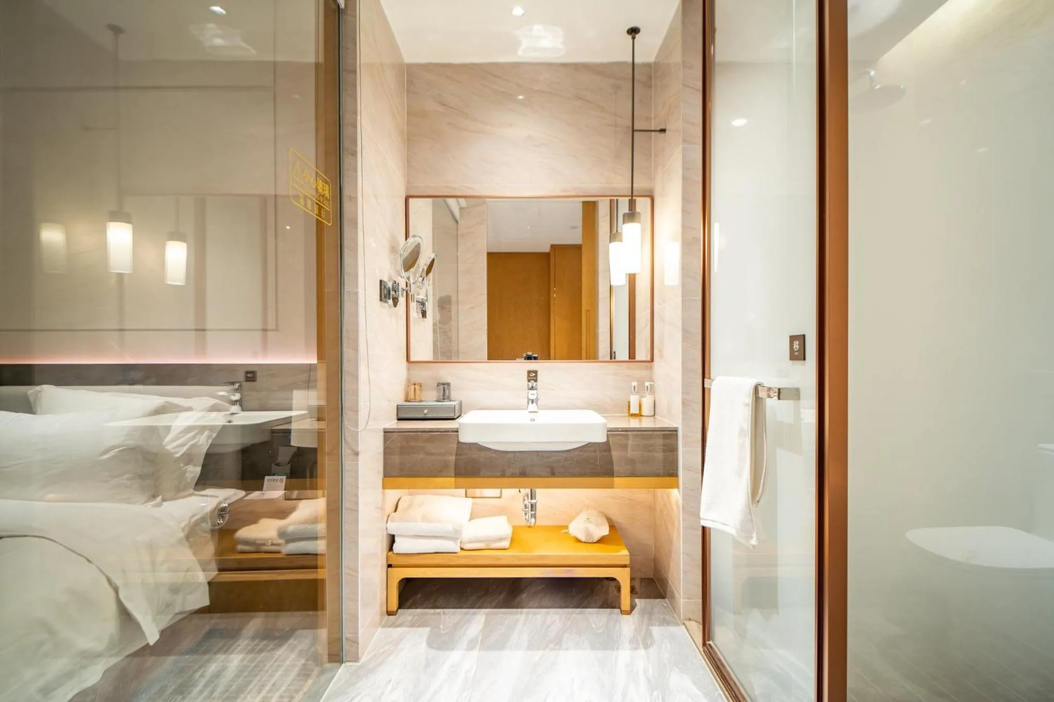 Bedroom, Bed in Holiday Inn Ningbo Xiangshan Damu Bay by IHG