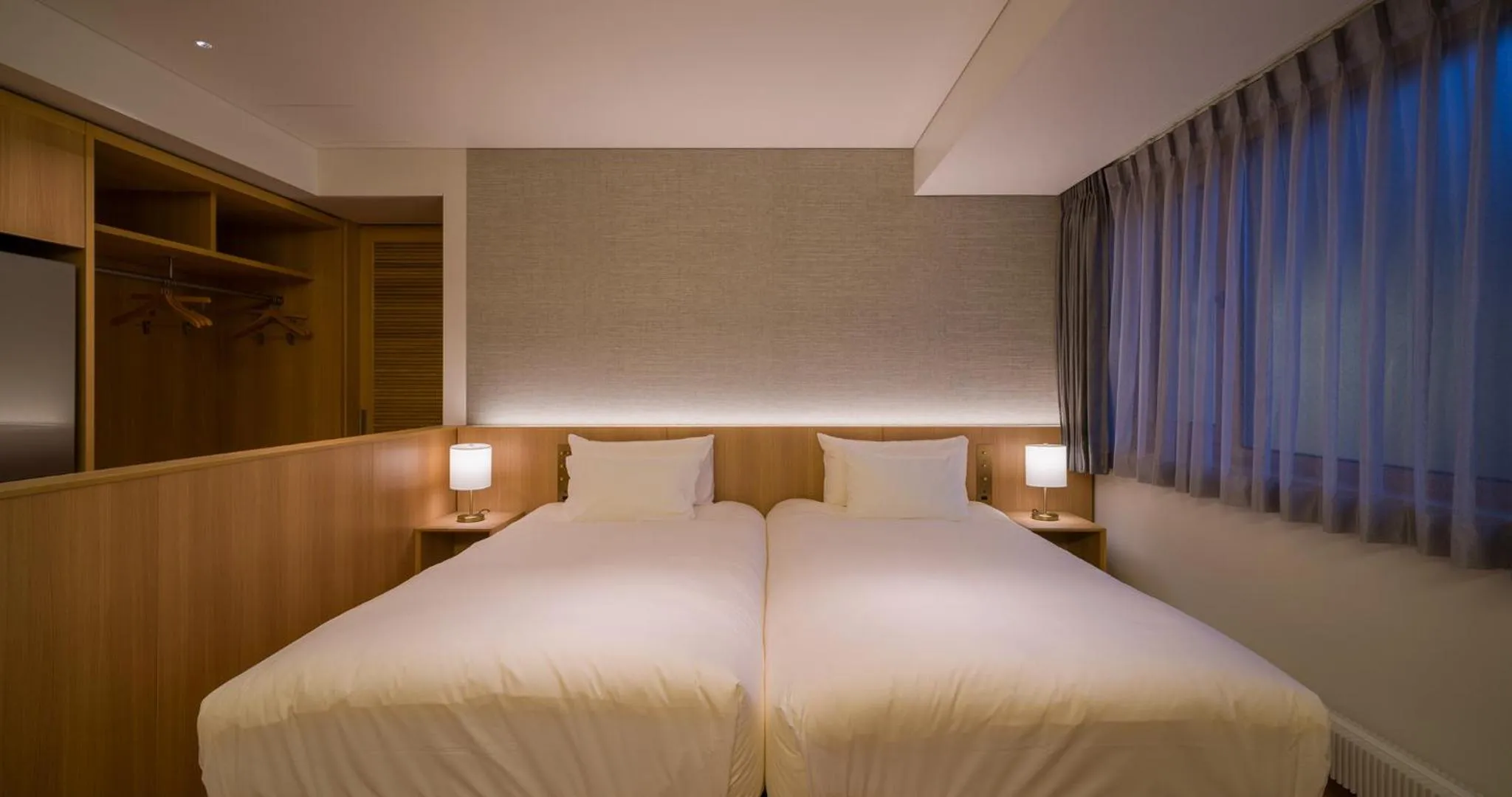 Bedroom, Bed in HOTEL LA VIGNE HAKUBA by Onko Chishin