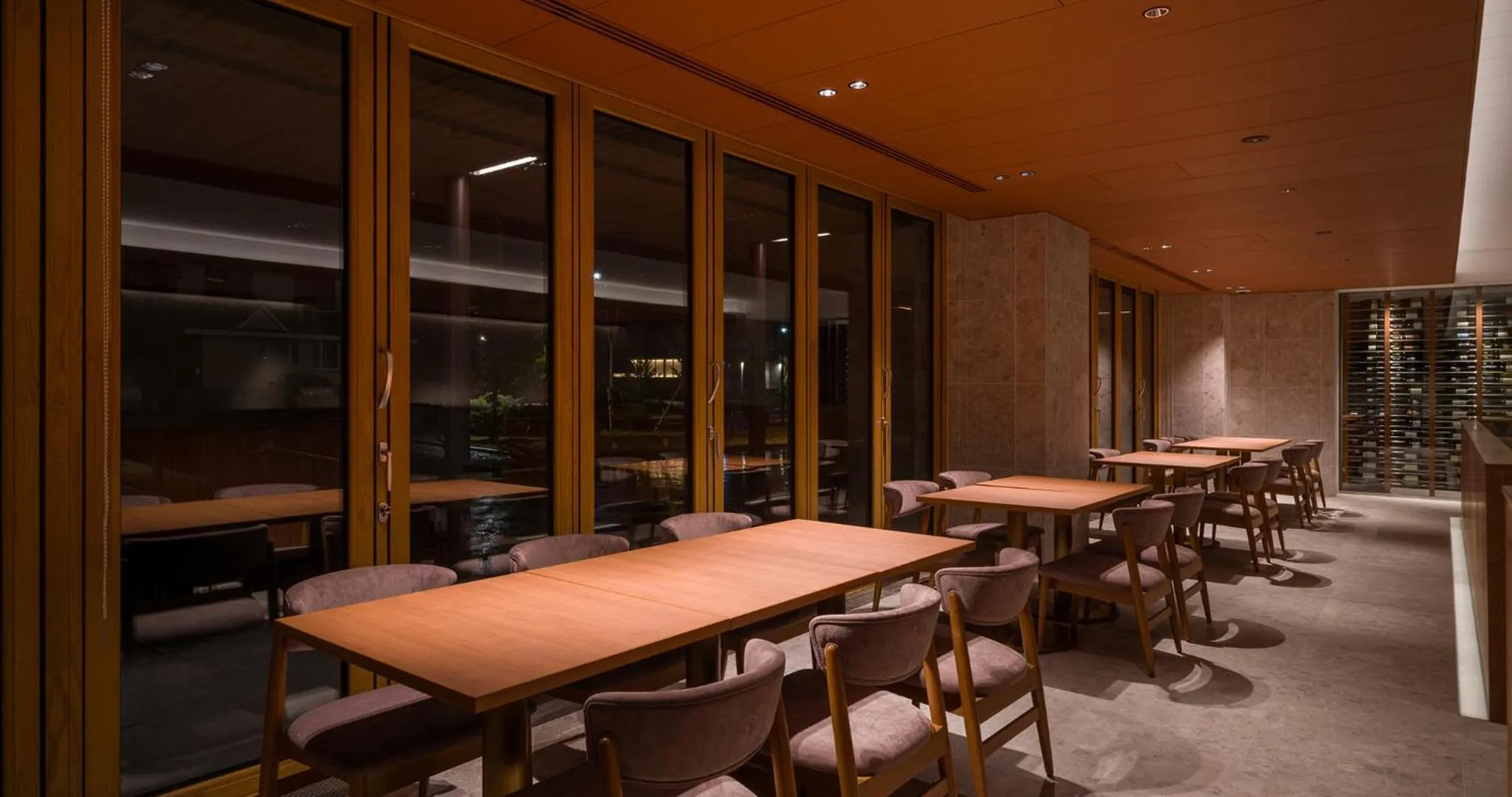 Restaurant/places to eat in HOTEL LA VIGNE HAKUBA by Onko Chishin