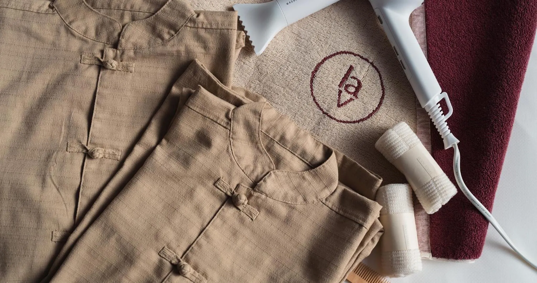 Photo of the whole room in HOTEL LA VIGNE HAKUBA by Onko Chishin