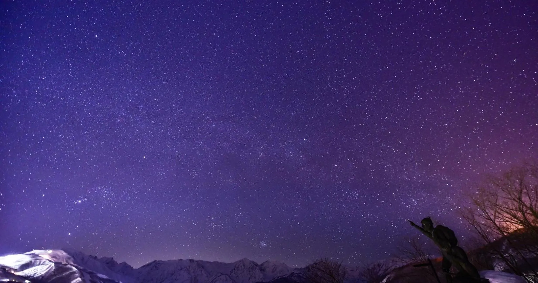 Off site in HOTEL LA VIGNE HAKUBA by Onko Chishin