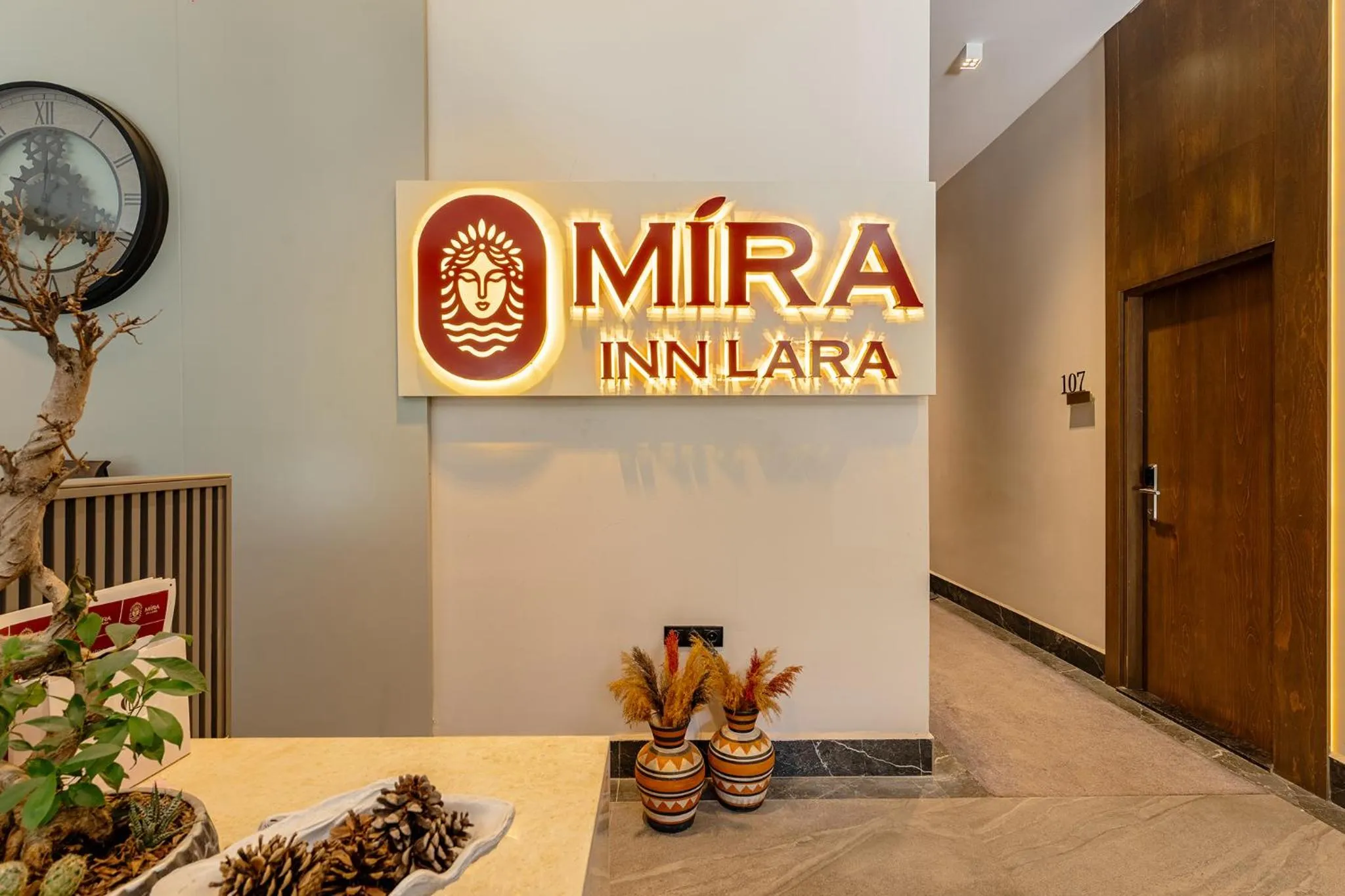 Lobby or reception in Mira Inn Lara