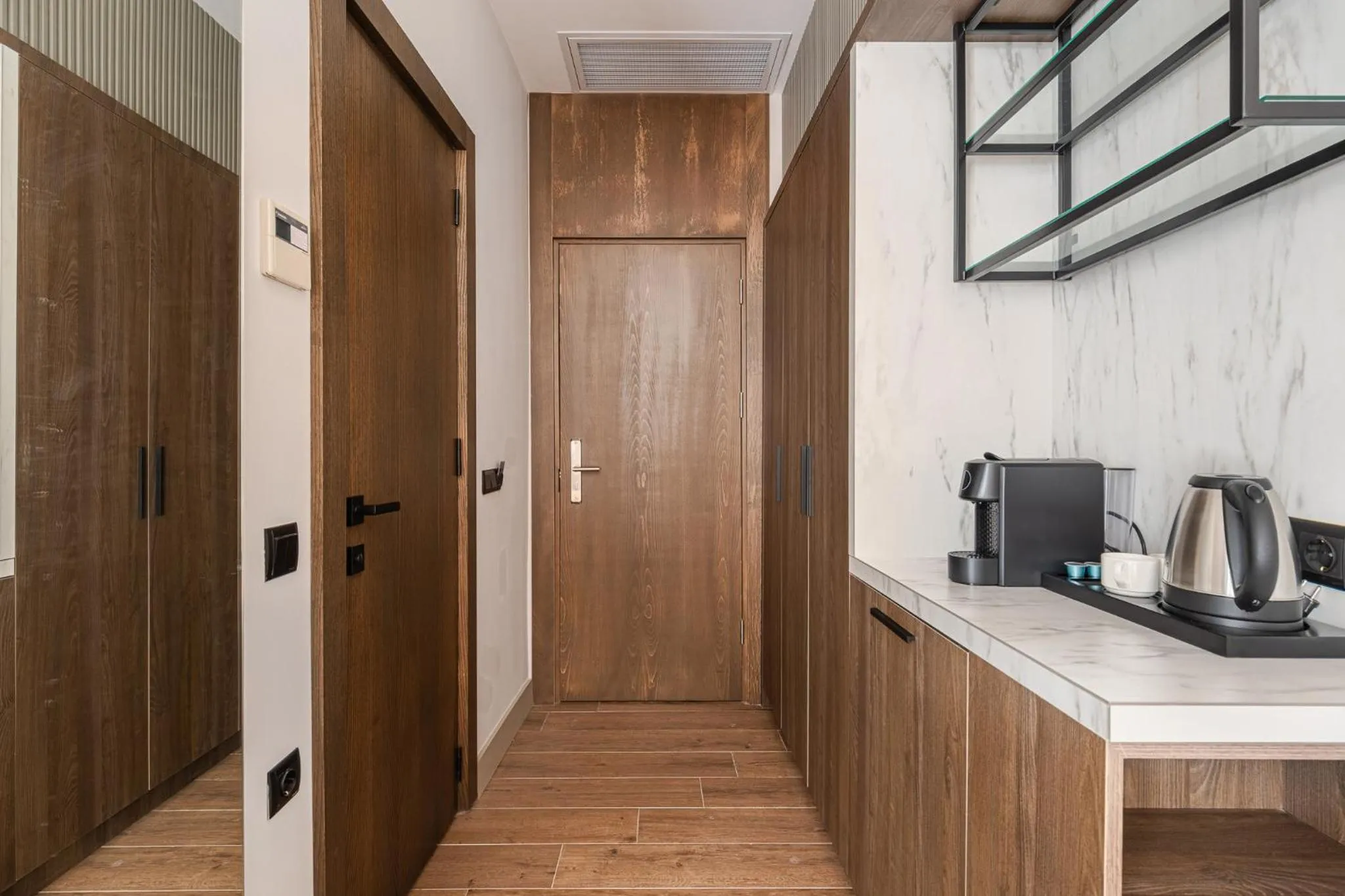 Coffee/tea facilities in Nuca Homes