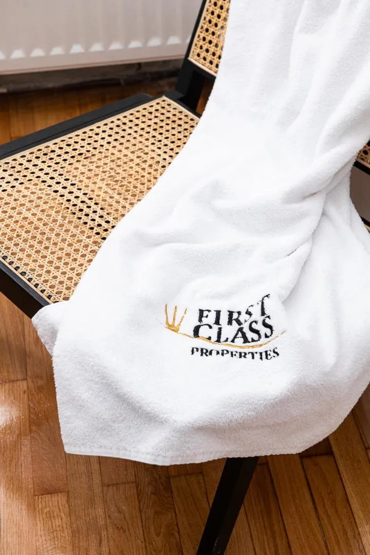 Decorative detail in Glyfada First Class Suite by First Class Properties