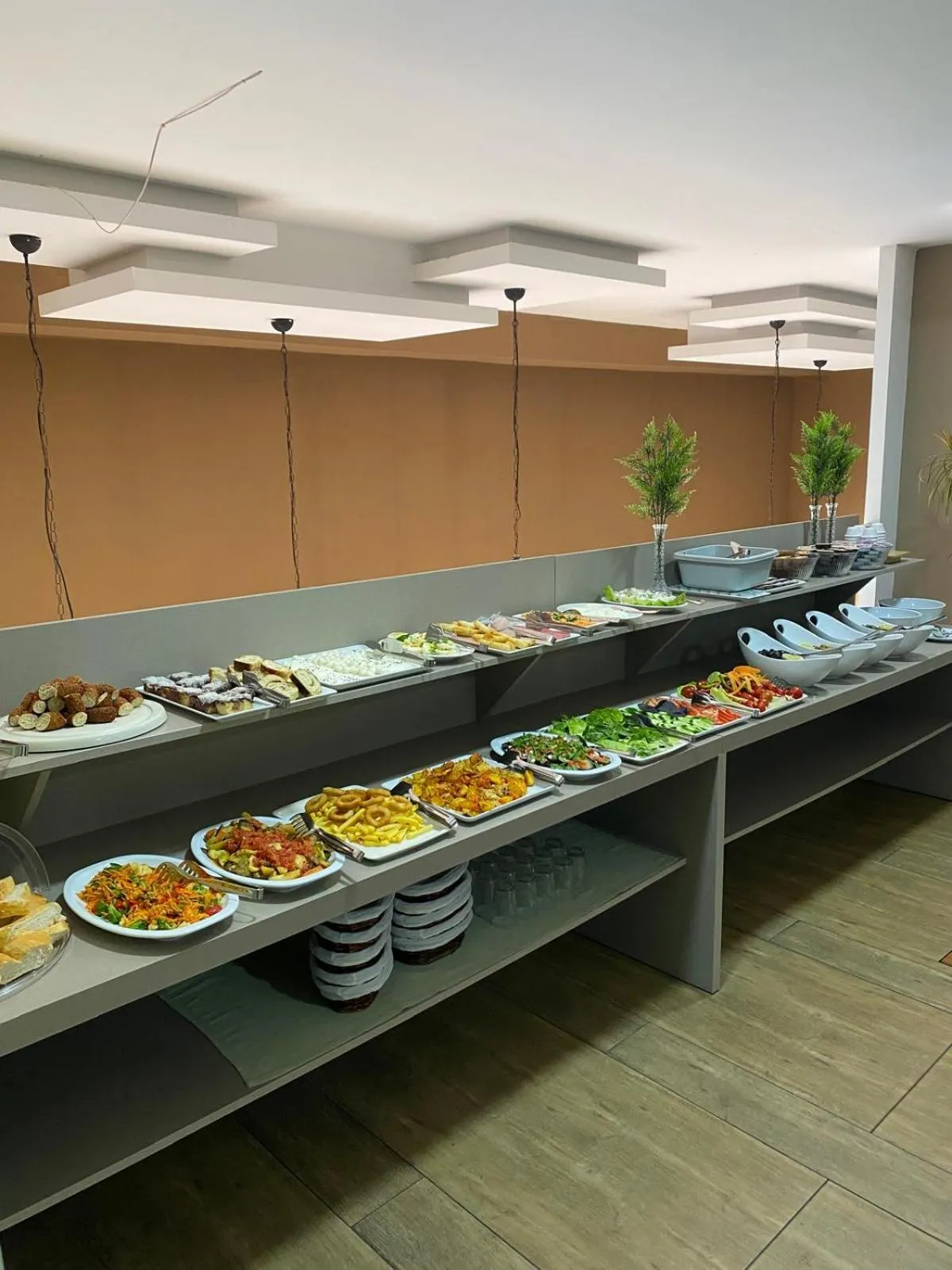 Buffet breakfast in Esse Joven Hotel