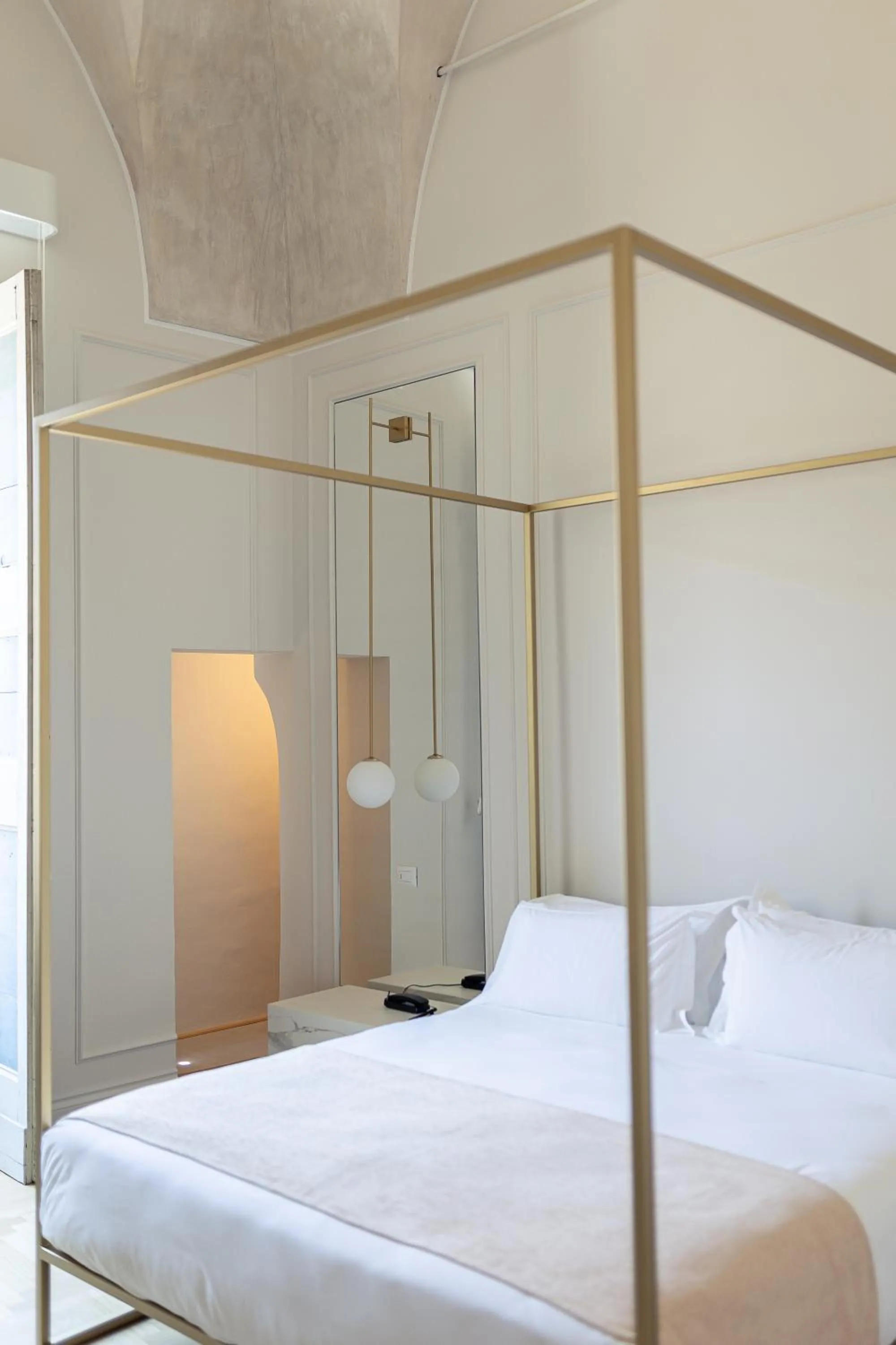 Bed in Palazzo Zimara Boutique Hotel - The D'Angelo Family Collection
