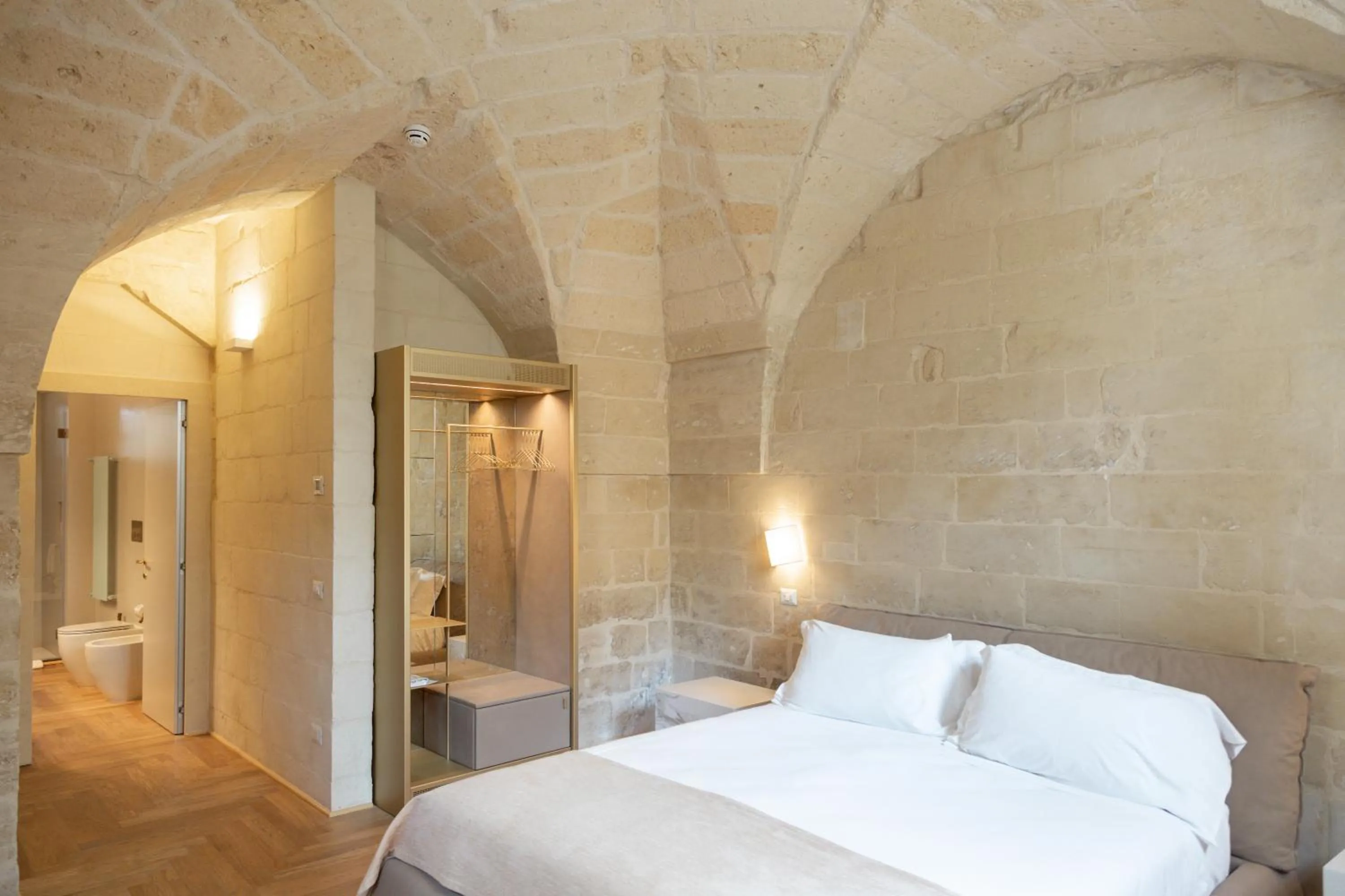 Bedroom, Bed in Palazzo Zimara Boutique Hotel - The D'Angelo Family Collection