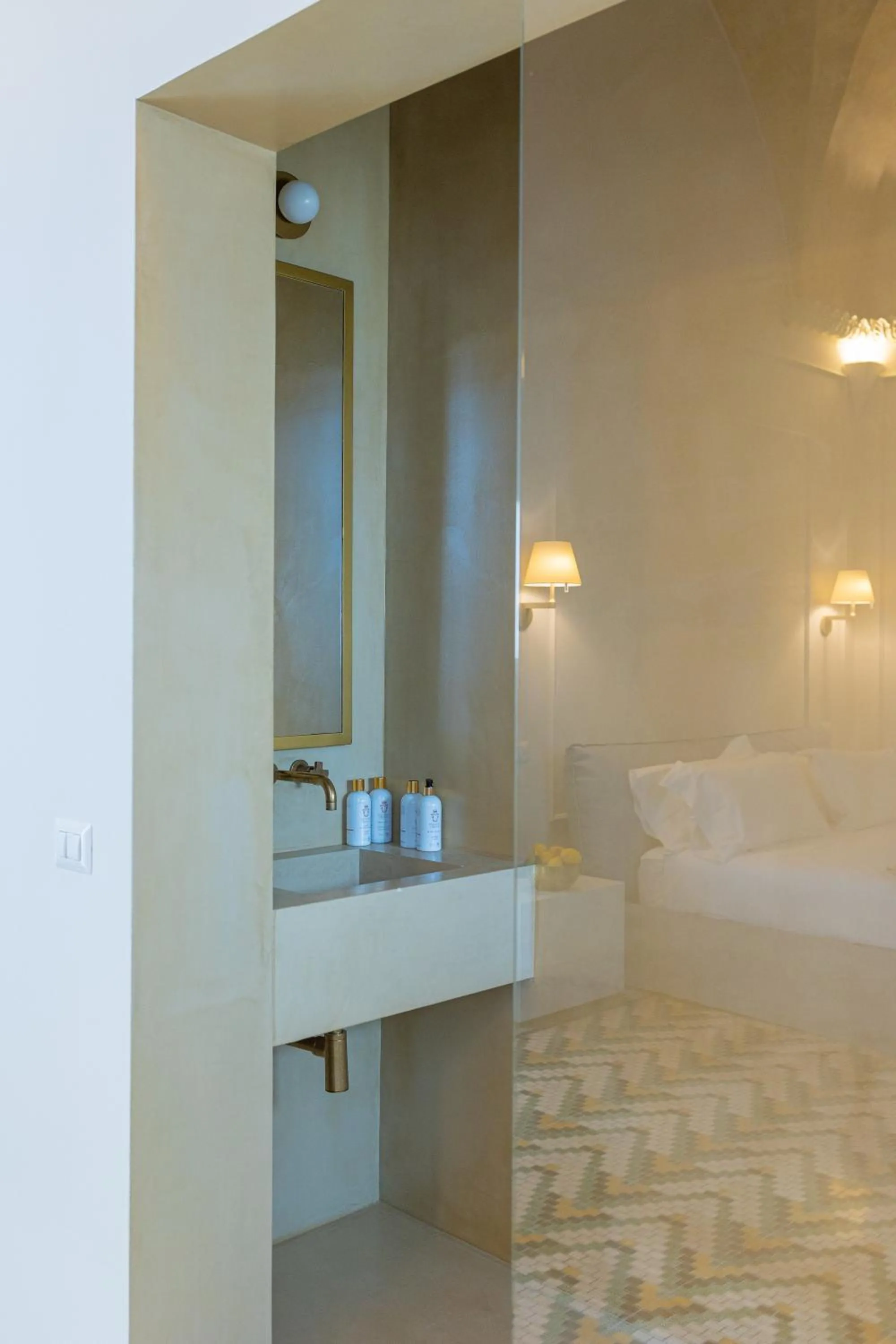 Shower, Bed in Palazzo Zimara Boutique Hotel - The D'Angelo Family Collection