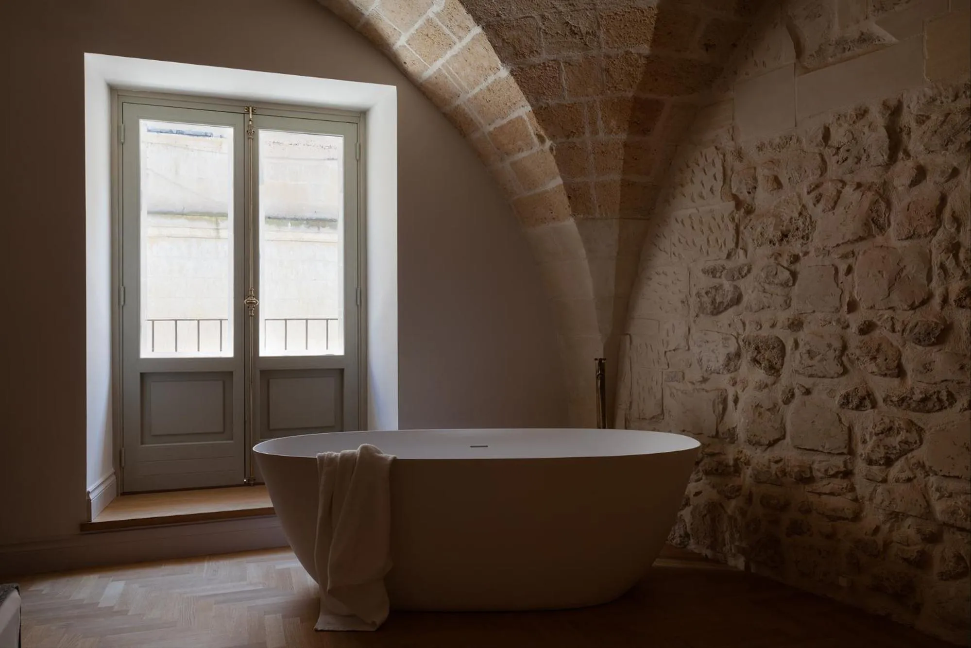 Bath in Palazzo Zimara Boutique Hotel - The D'Angelo Family Collection
