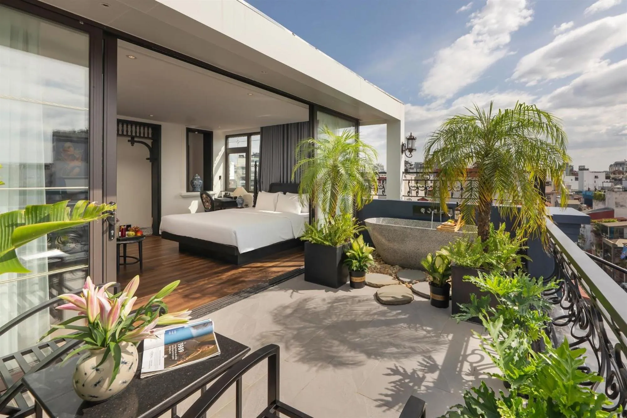 Balcony/Terrace in Hanoi Le Chateau Hotel & Spa