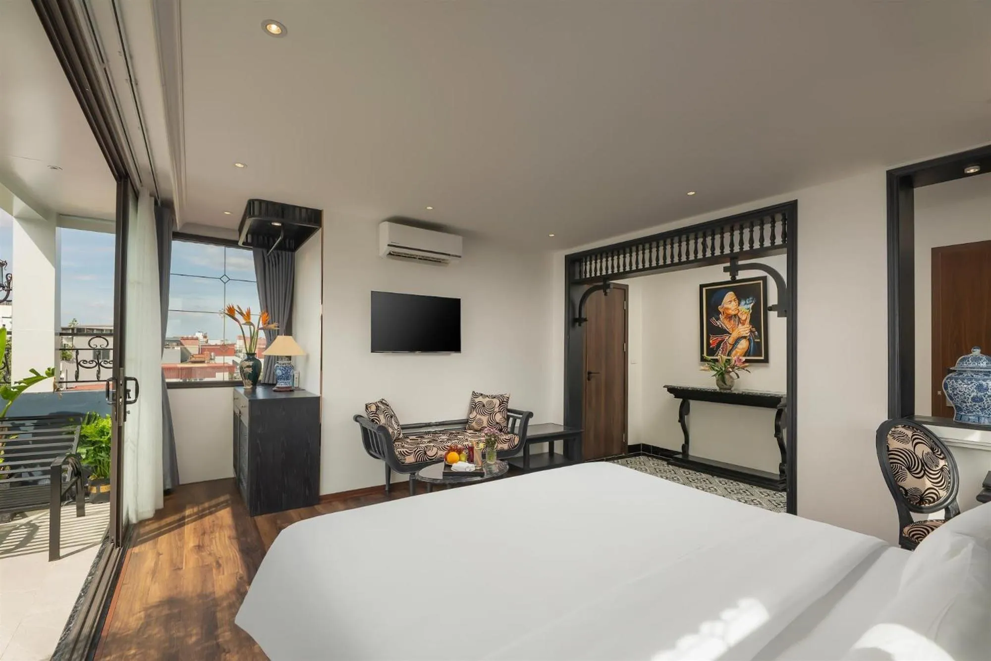 Bedroom, Bed in Hanoi Le Chateau Hotel & Spa