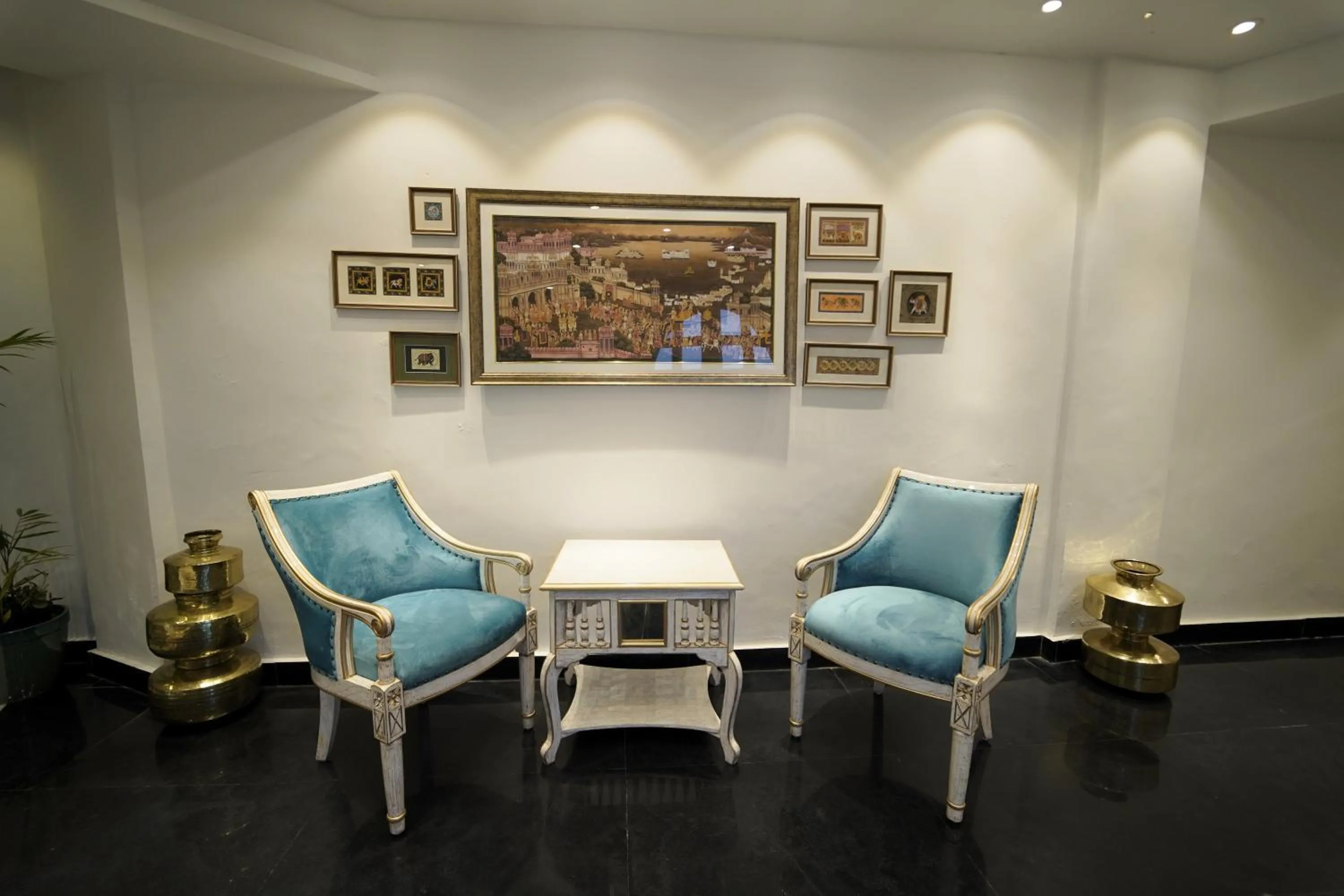 Living room in Grandrosse Boutique - Pichola Lake Facing Hotel