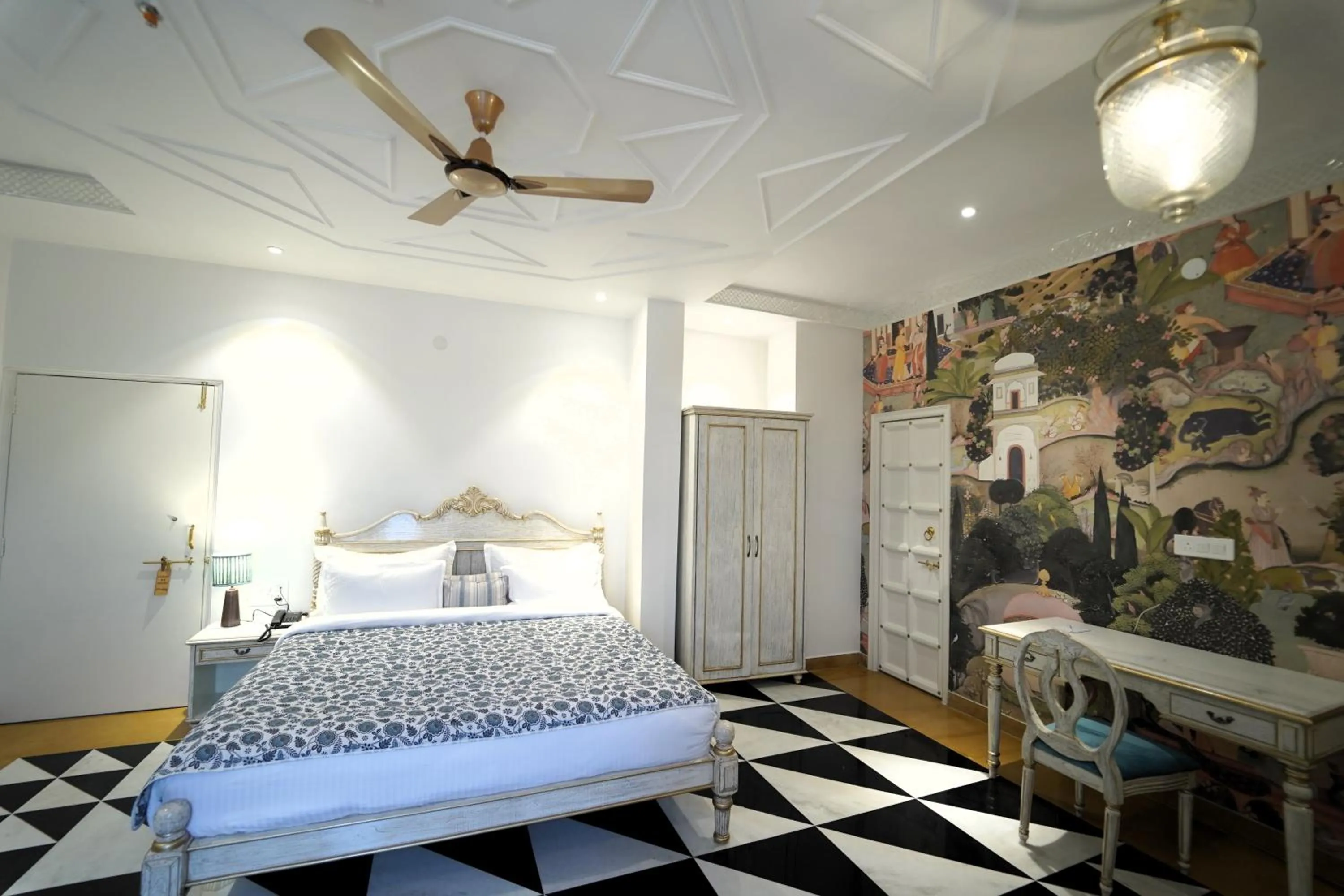 Photo of the whole room, Bed in Grandrosse Boutique - Pichola Lake Facing Hotel