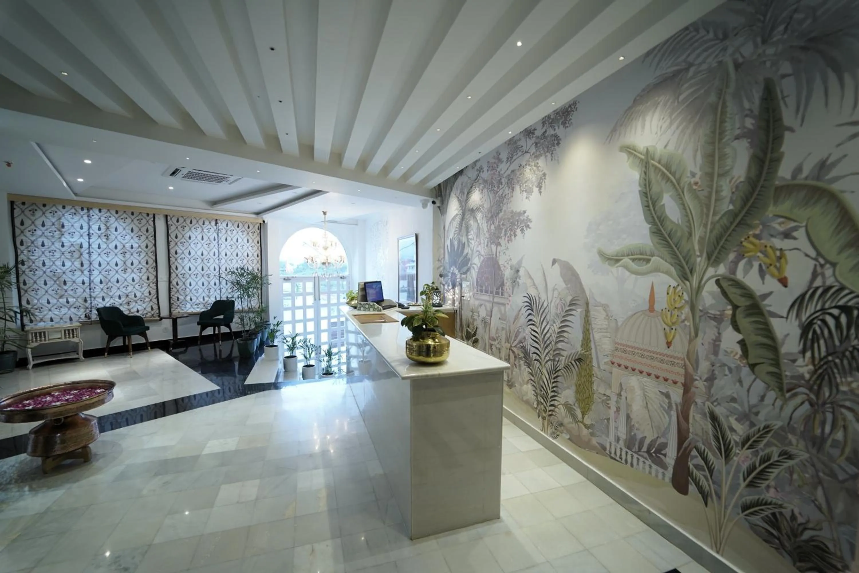 Living room in Grandrosse Boutique - Pichola Lake Facing Hotel