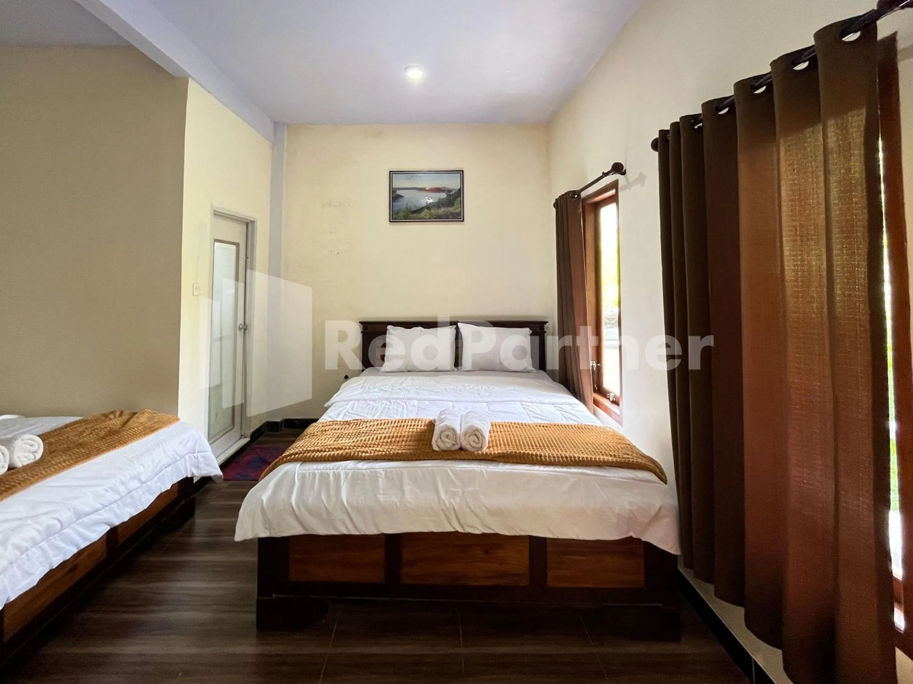 Bedroom, Bed in Family Homestay Syariah Bromo Mitra RedDoorz