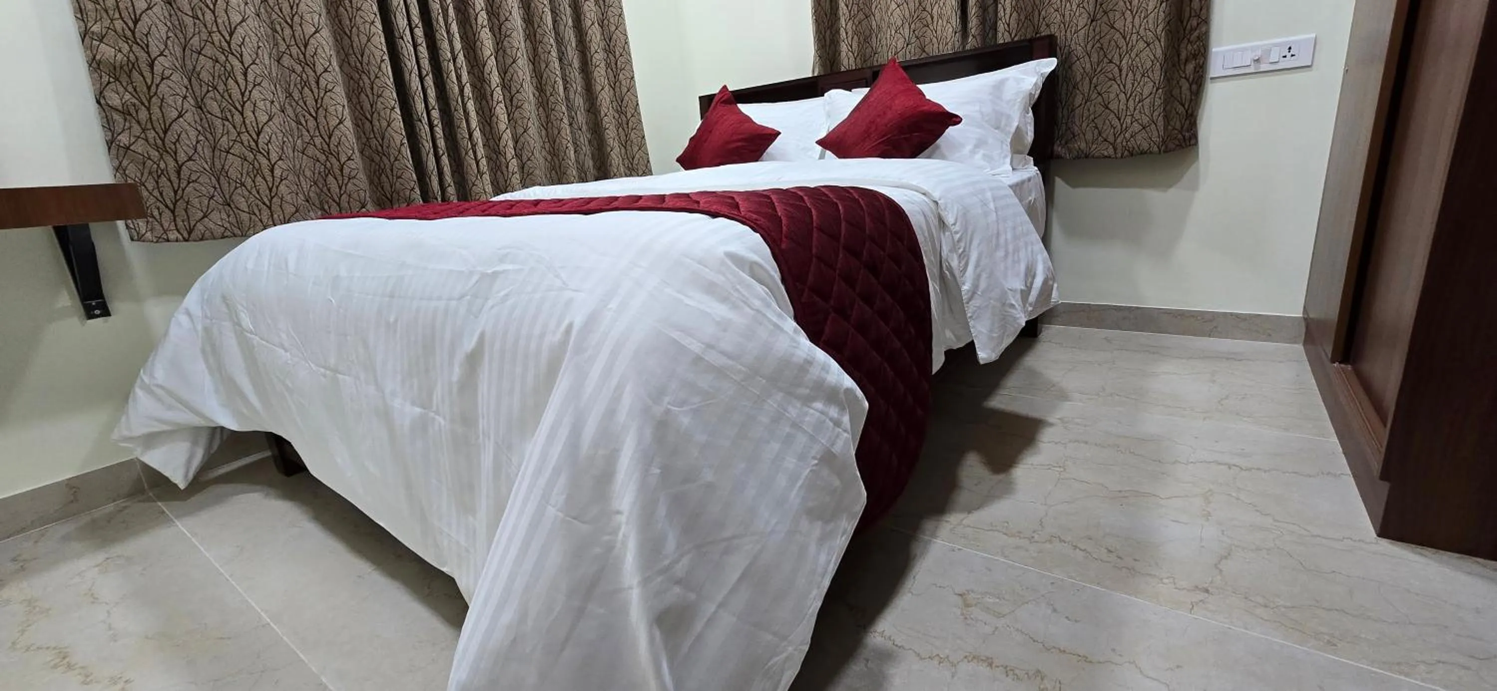 Bed in Hotel NJ RESIDENCY NEAR DLF IT PARK, RMZ SOFTWARE PARK, L&T ECC, CHENNAI TRADE CENTRE & MIOT