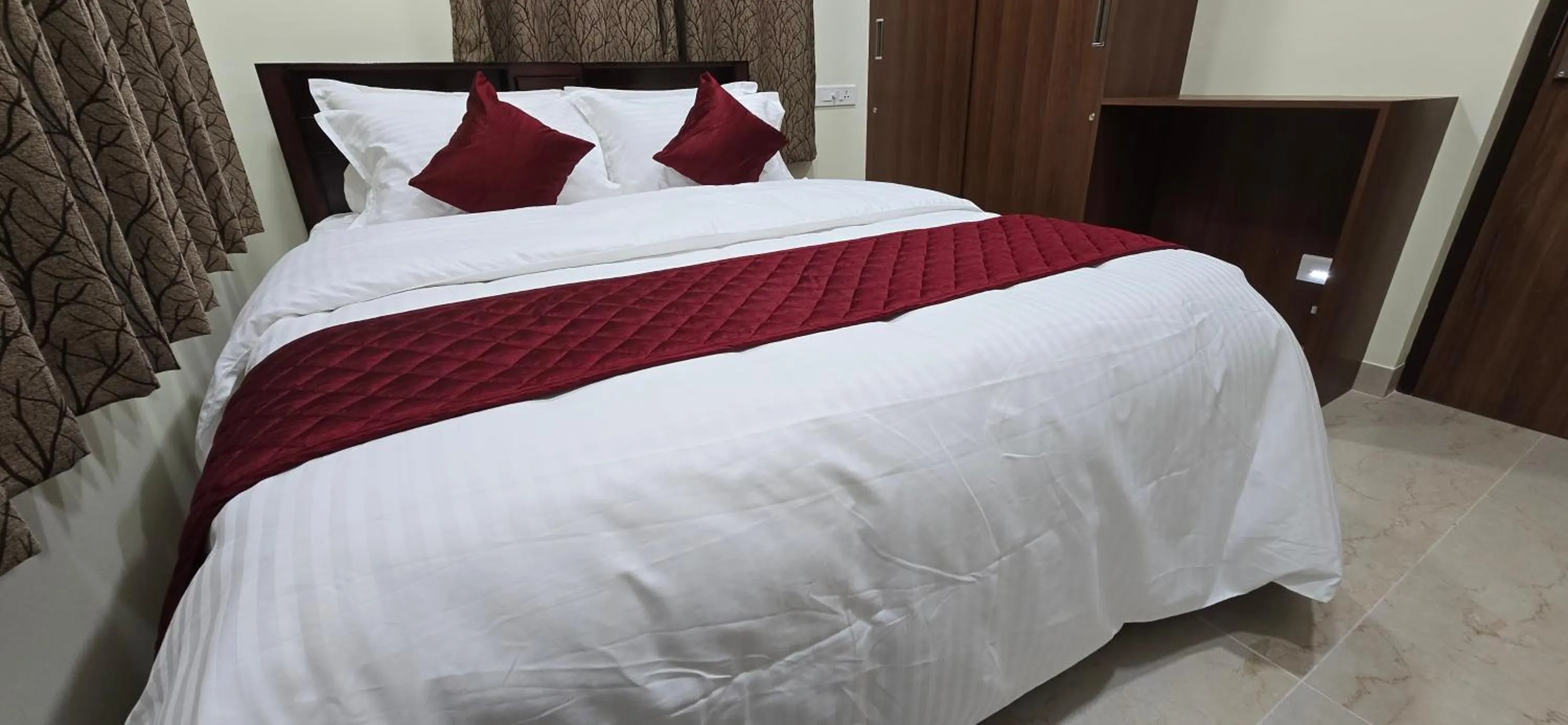 Bed in Hotel NJ RESIDENCY NEAR DLF IT PARK, RMZ SOFTWARE PARK, L&T ECC, CHENNAI TRADE CENTRE & MIOT