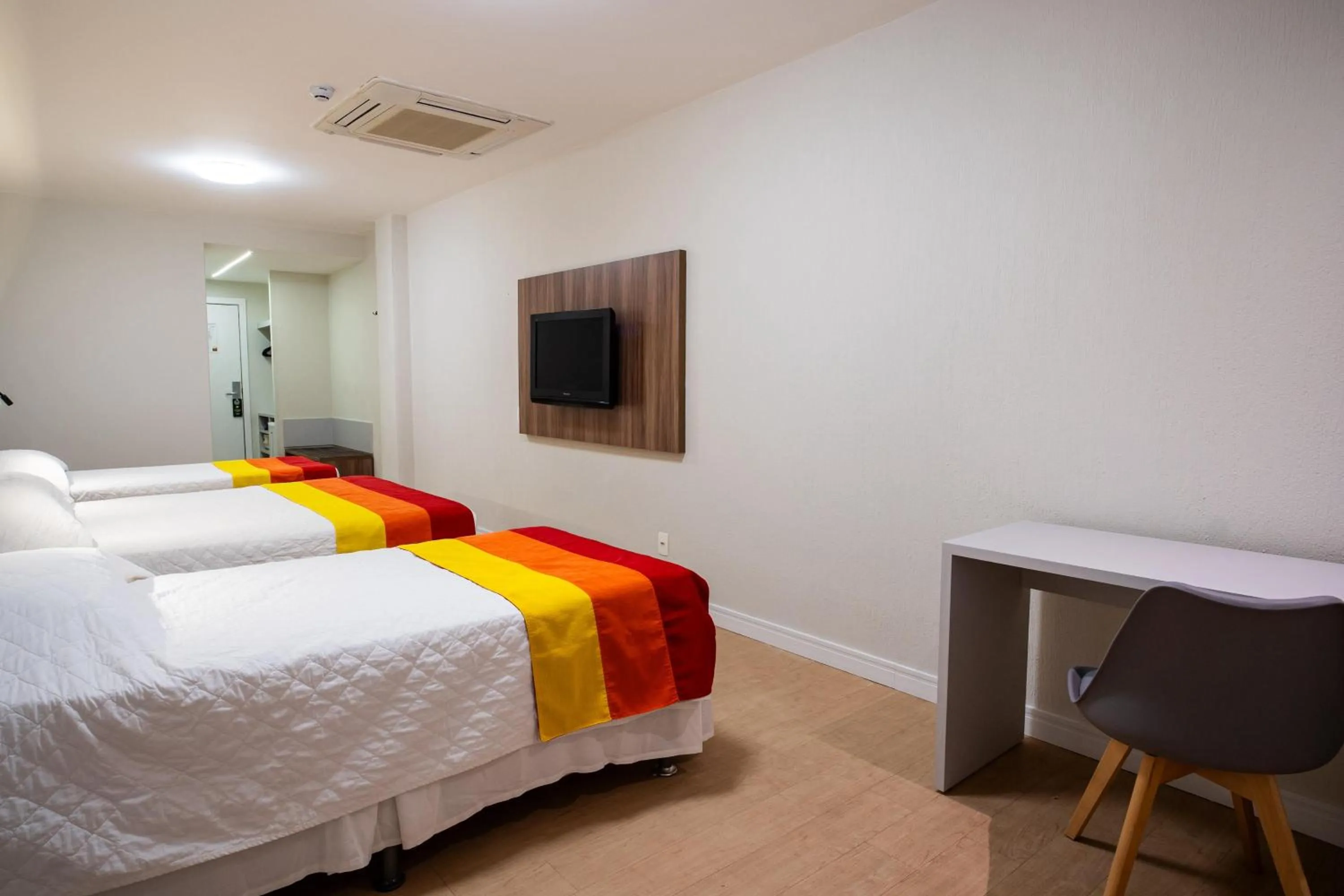 Bedroom, Bed in Hotel Praia Centro