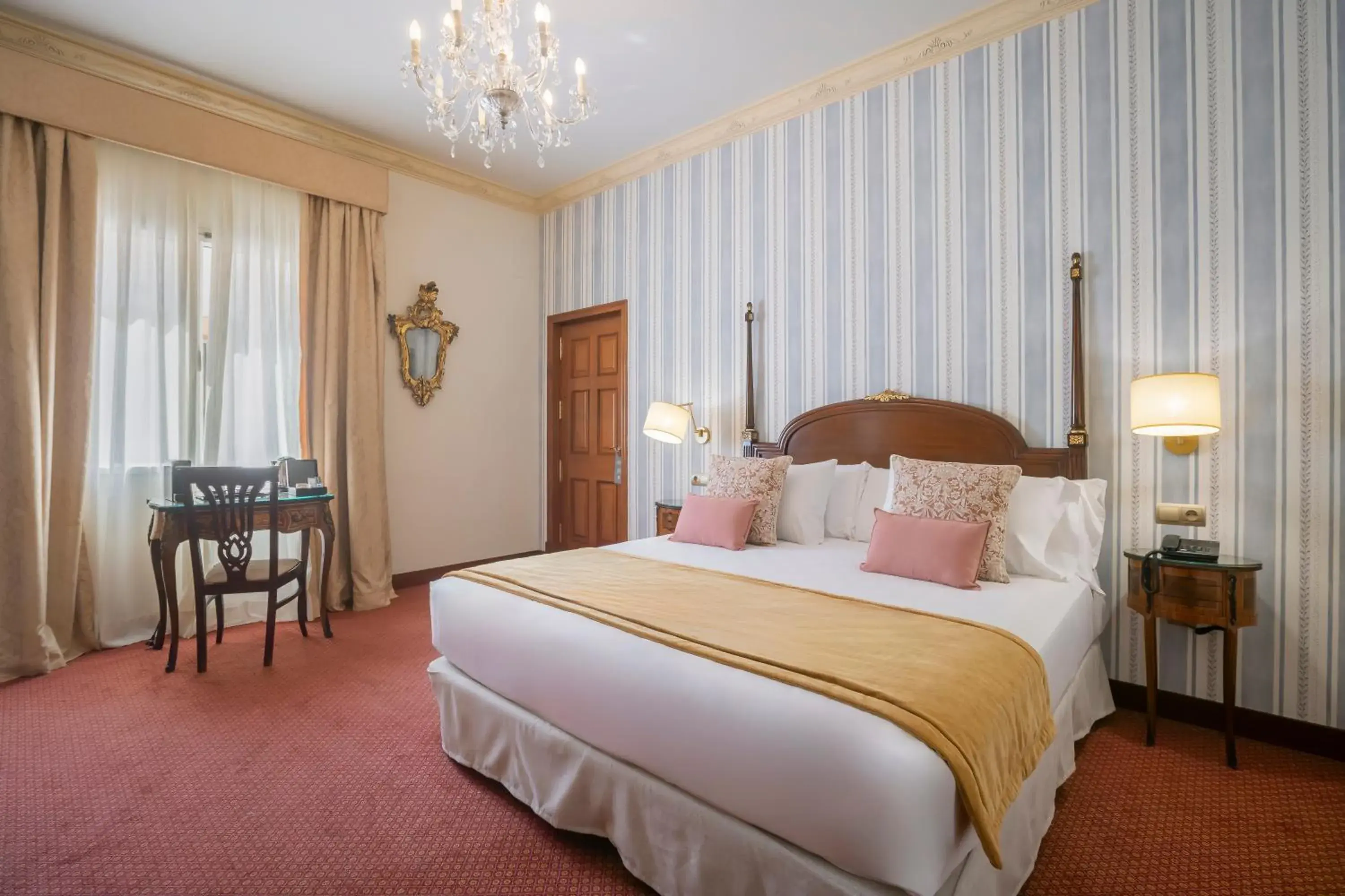 Standard Double Room in Soho Boutique Duques de Medinaceli - Adults Recommended Standard Double Room in Soho Boutique Duques de Medinaceli - Adults Recommended