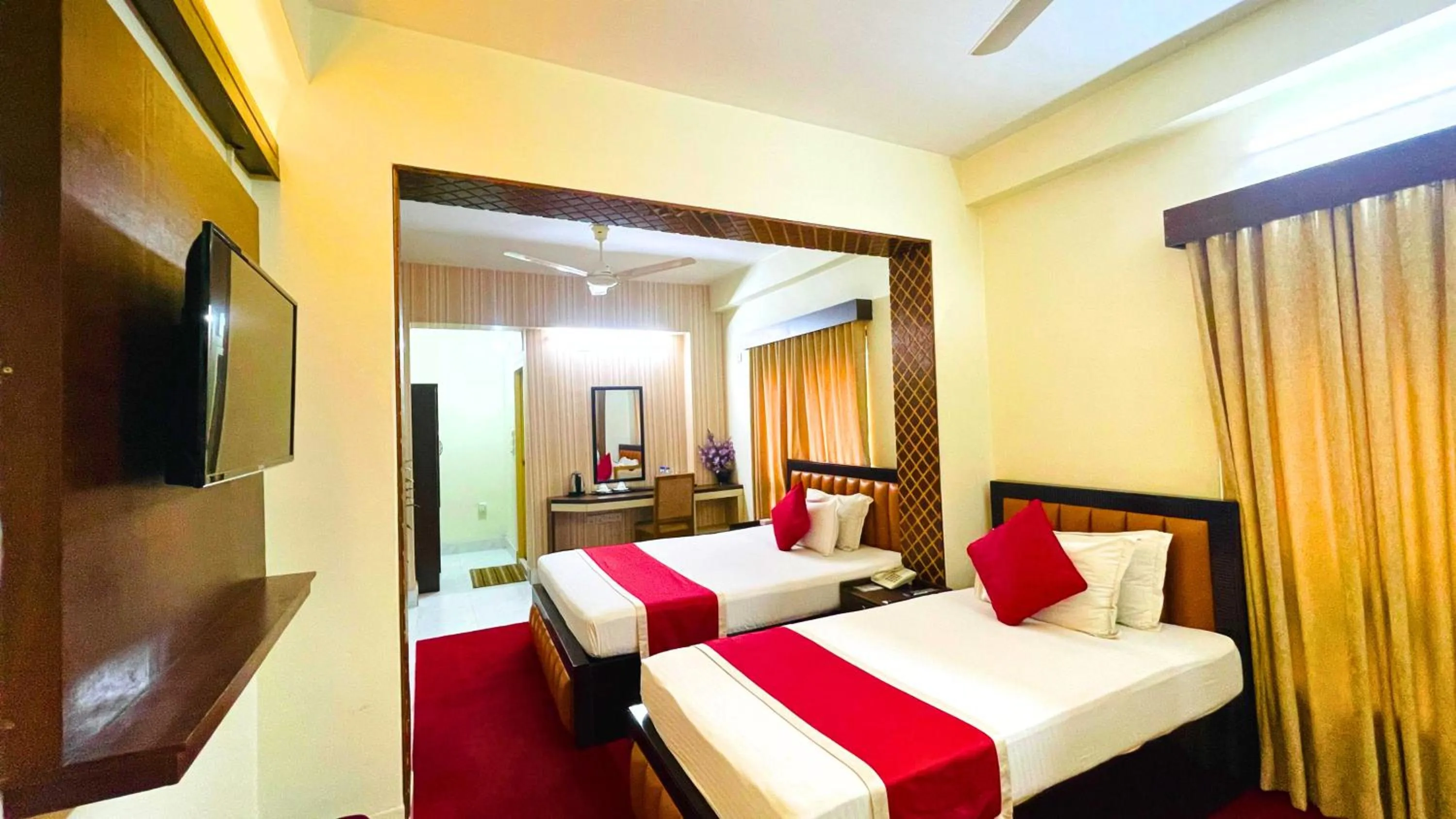 Bedroom in Circle Inn