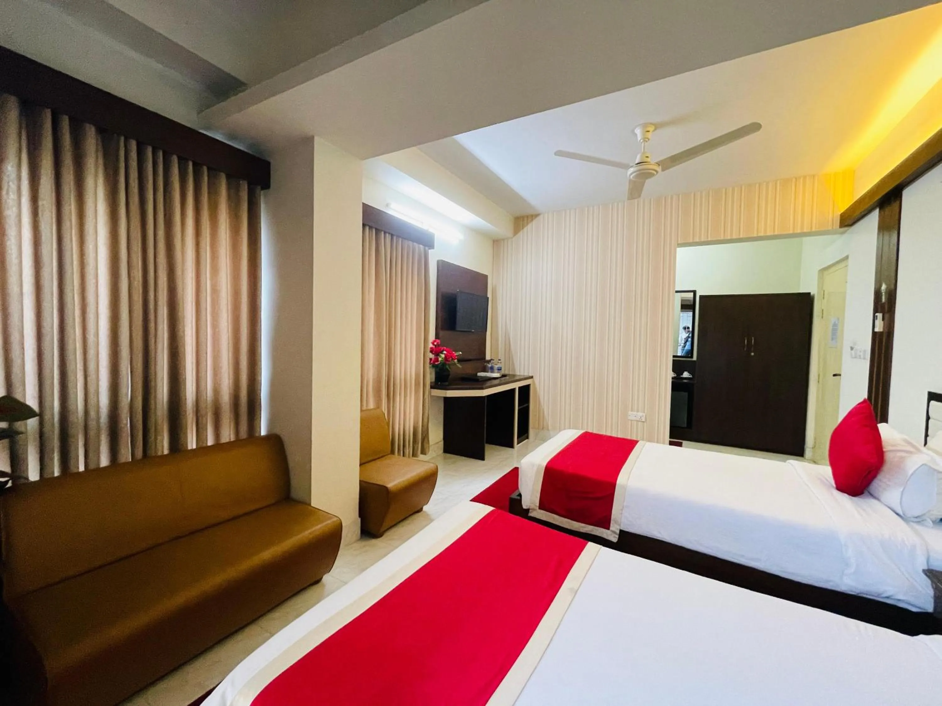 Photo of the whole room in Circle Inn