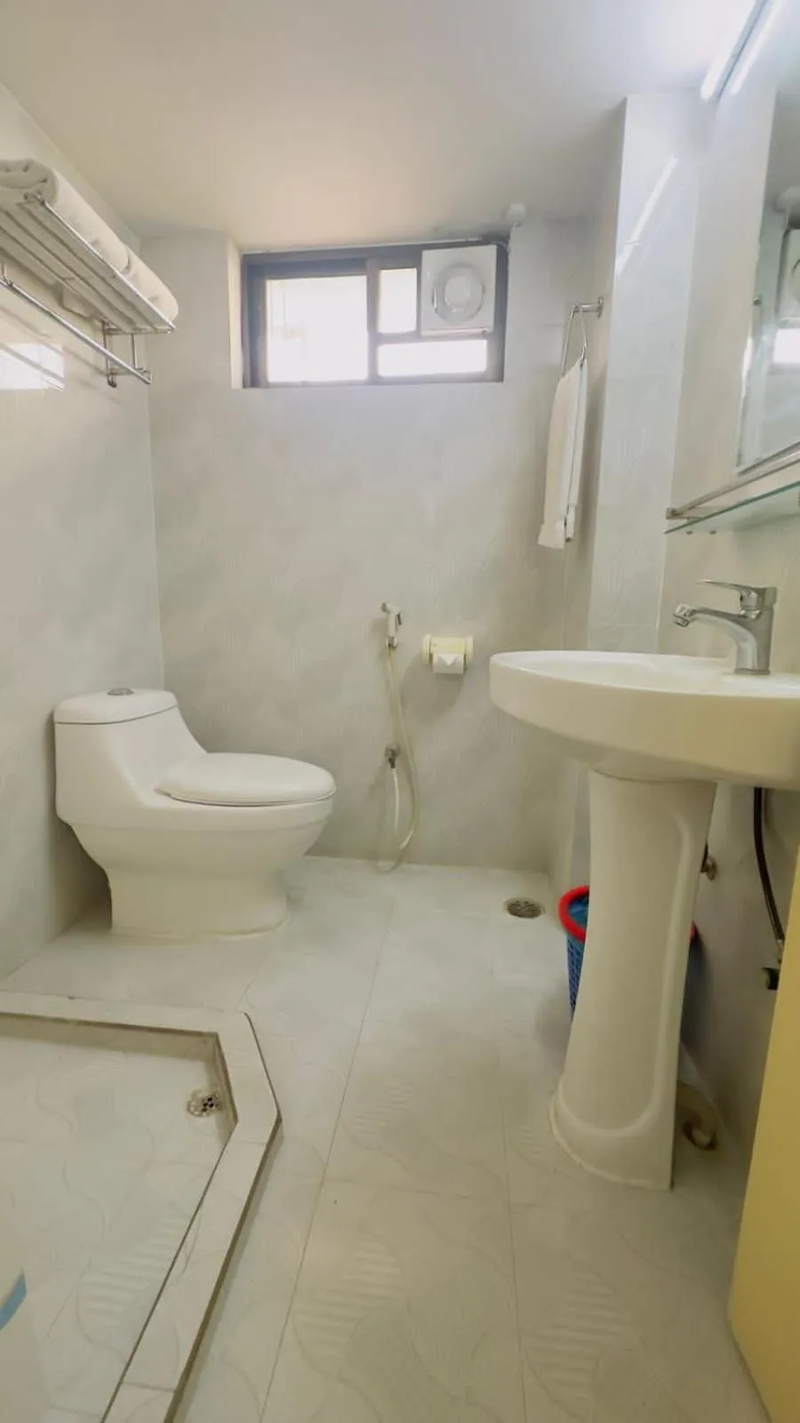 Bathroom in Circle Inn