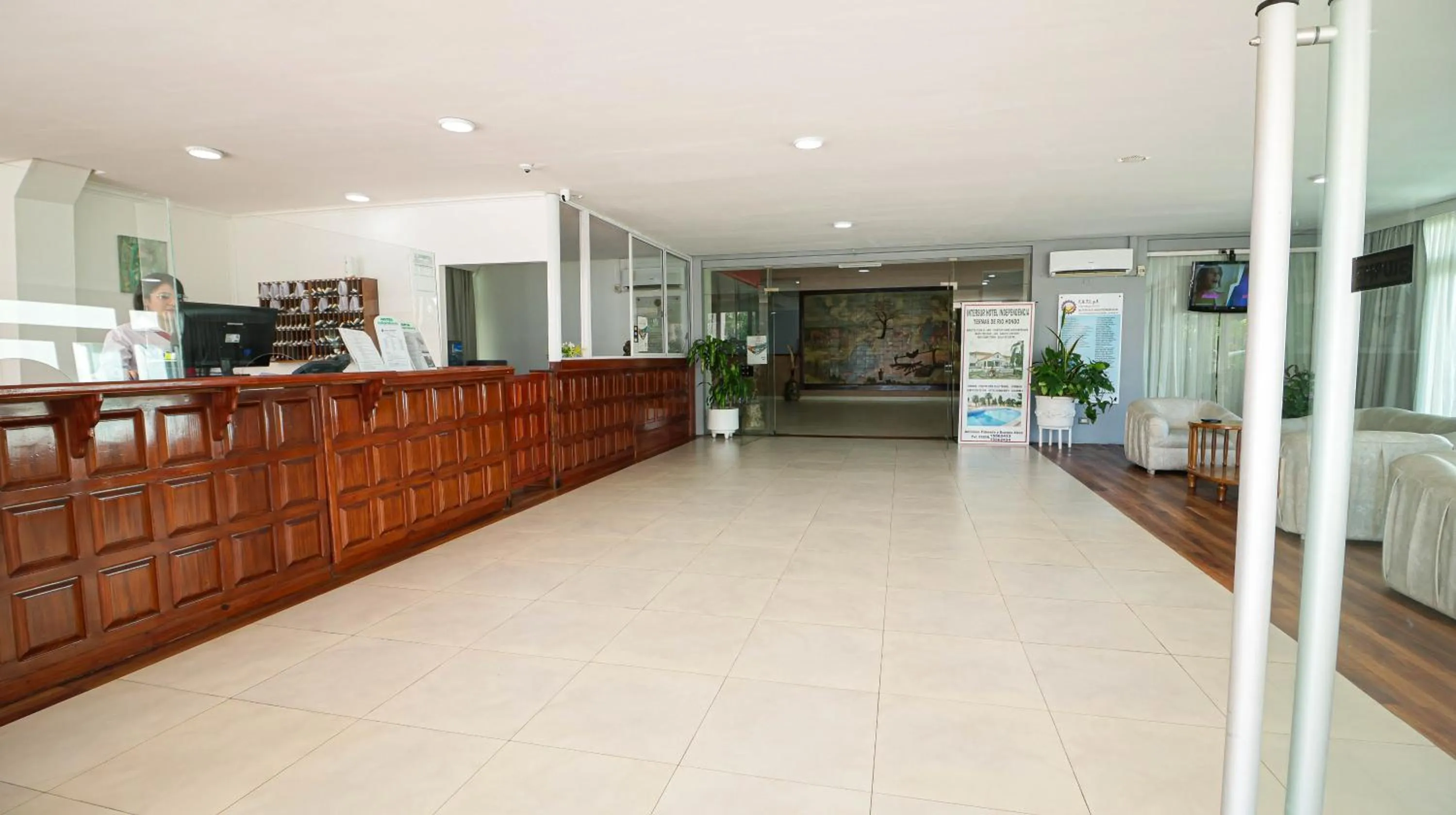 Lobby or reception in Intersur Independencia
