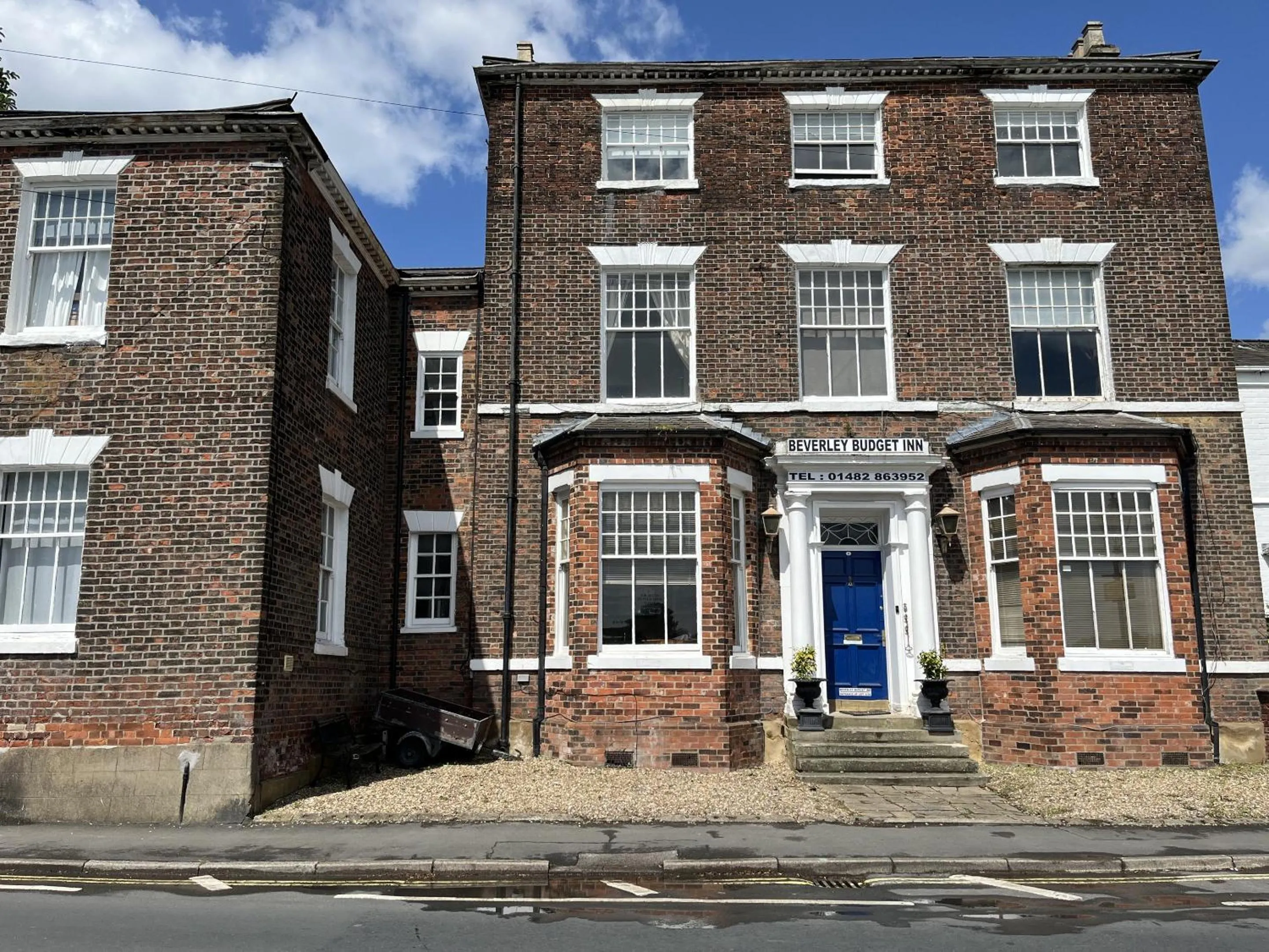 Property building in Beverley Budget Inn