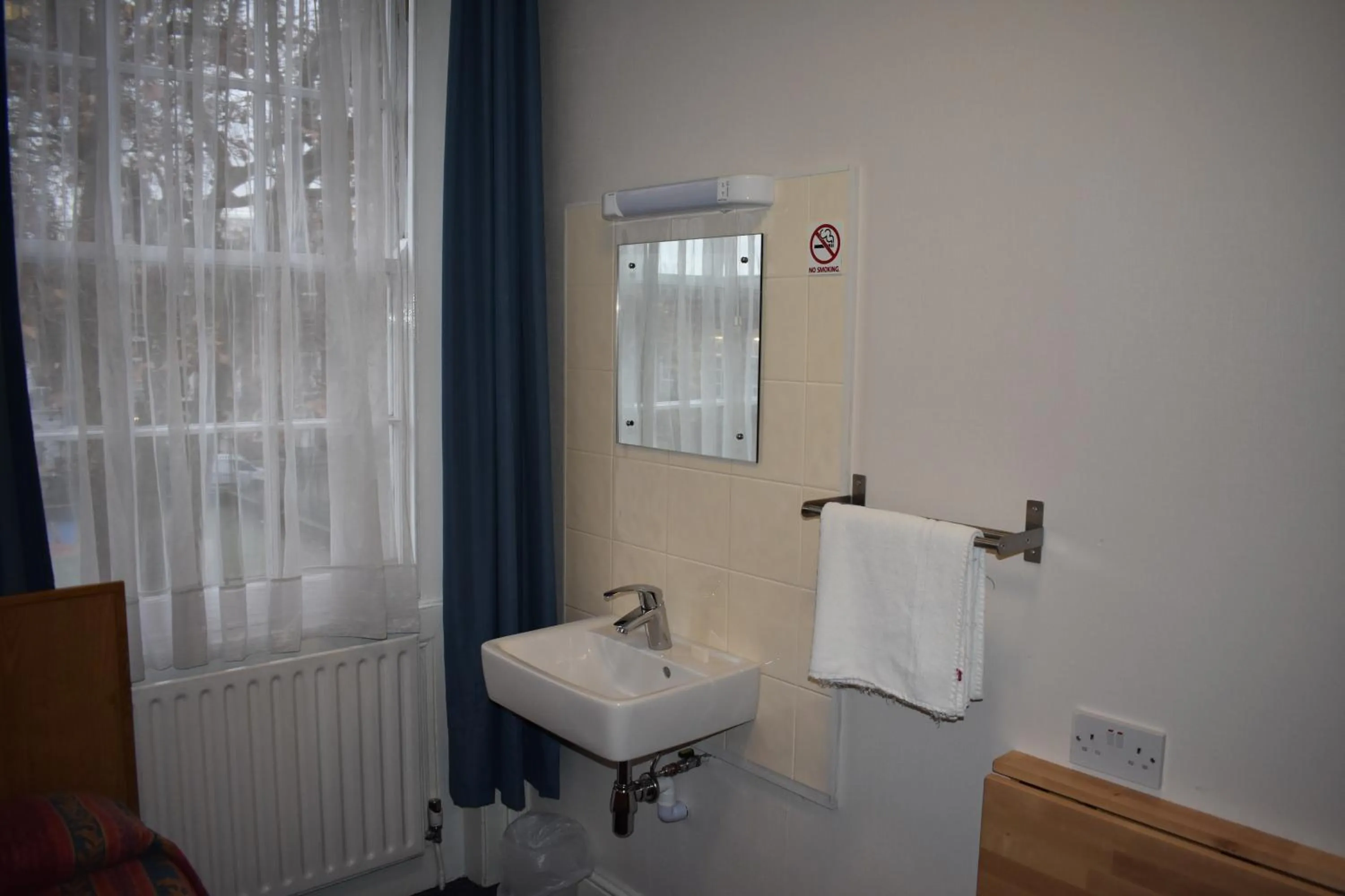 Bathroom in Macdonald Hotel