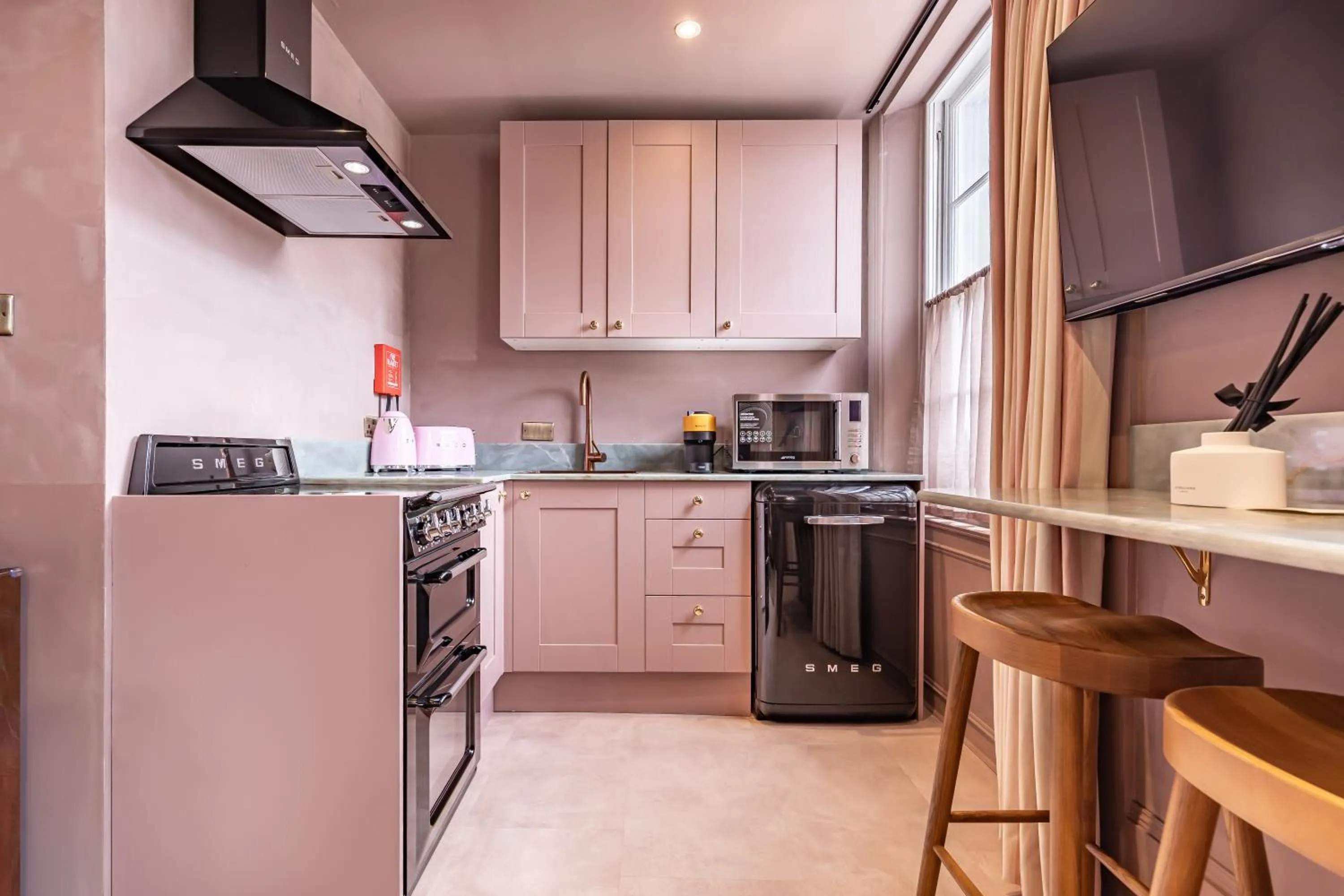 Kitchen or kitchenette in The Rokxy Townhouses & Residences - Kings Cross