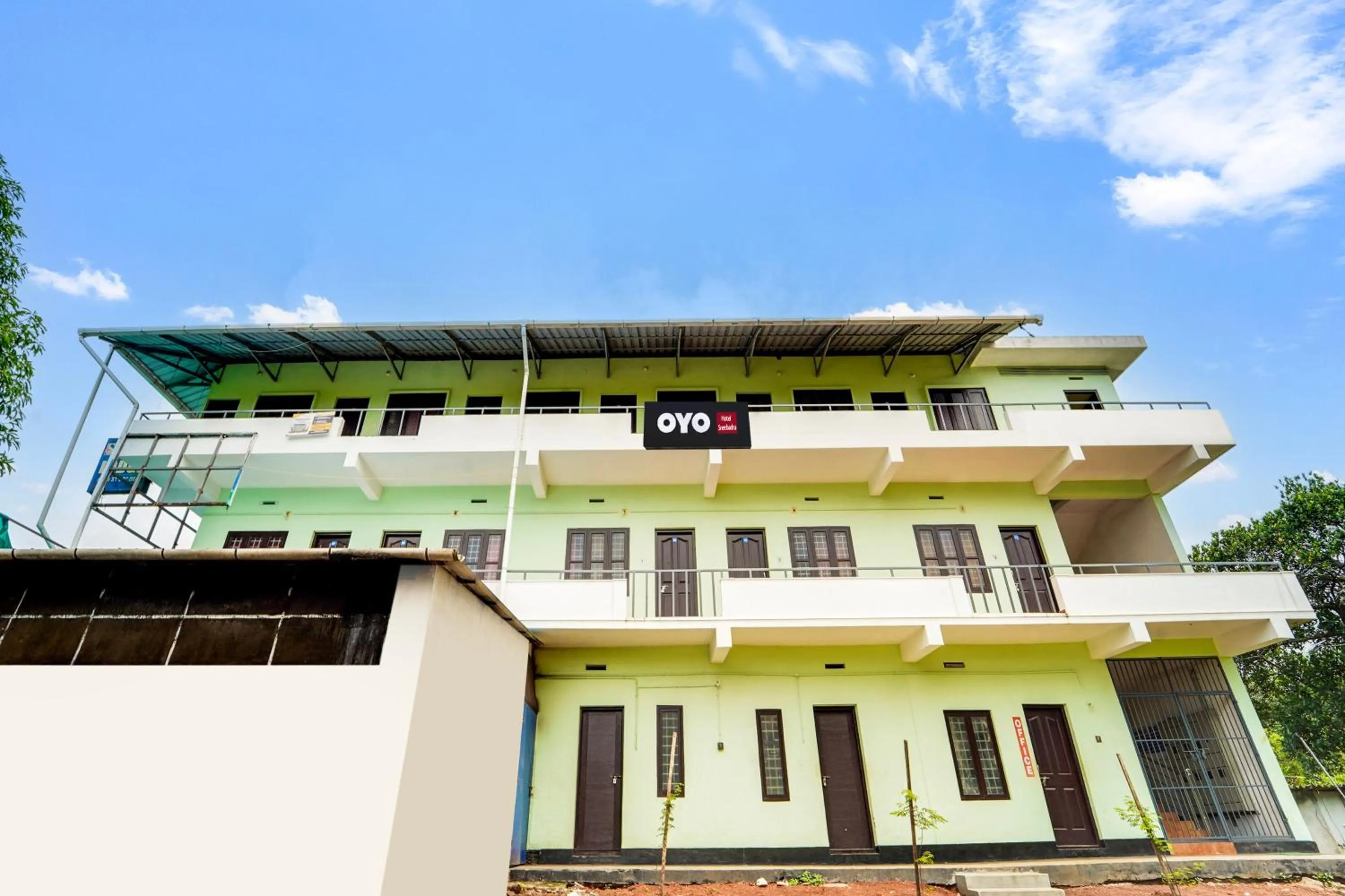 Facade/entrance in Hotel O Sree Badra Lodge