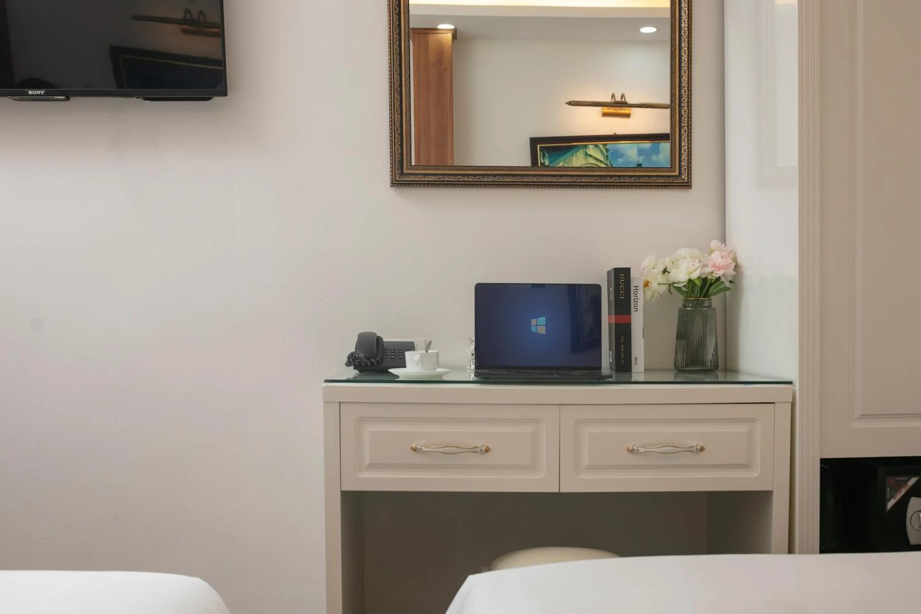 TV and multimedia in TrangTrang Luxury Hotel