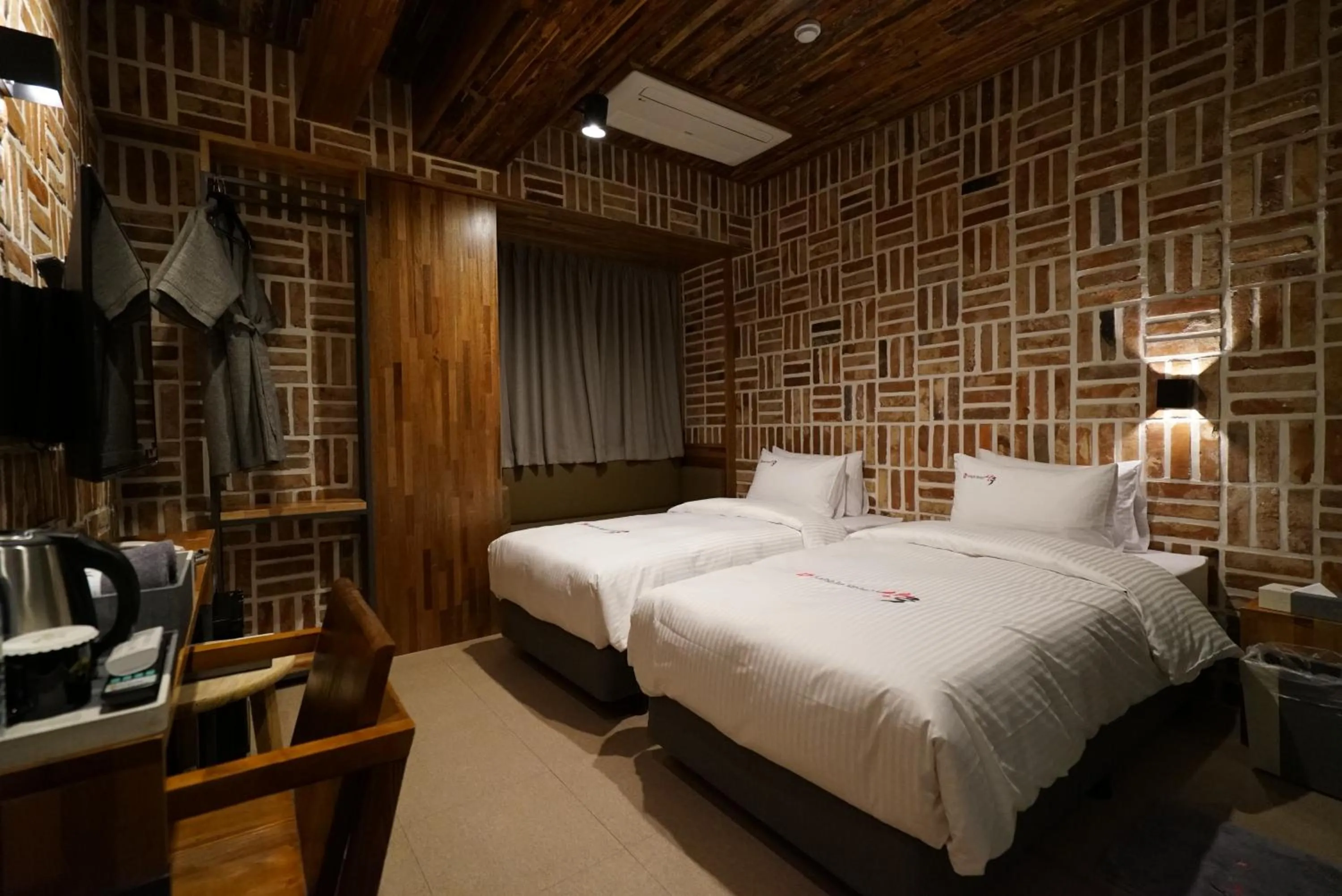 Bed in Sangju Hotel Seoul