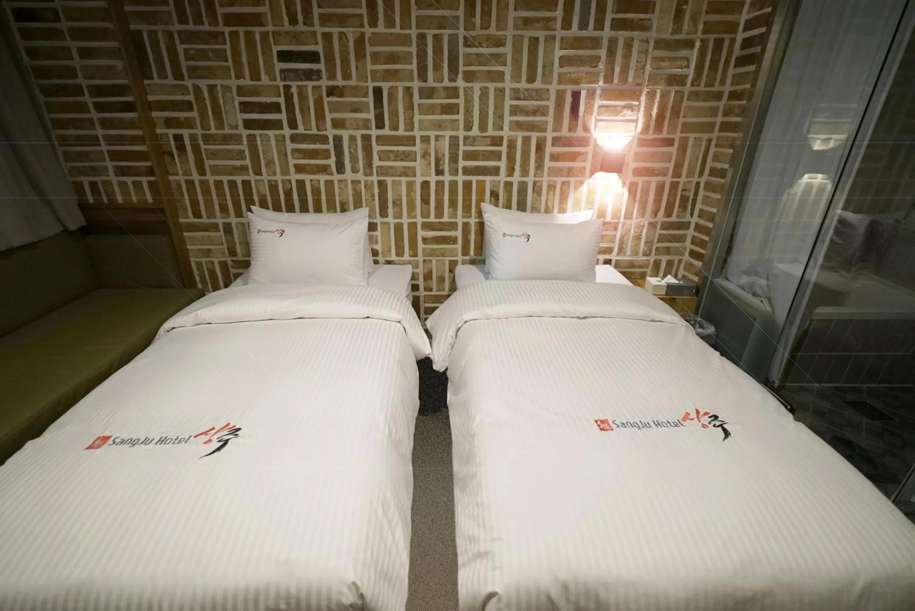 Bed in Sangju Hotel Seoul