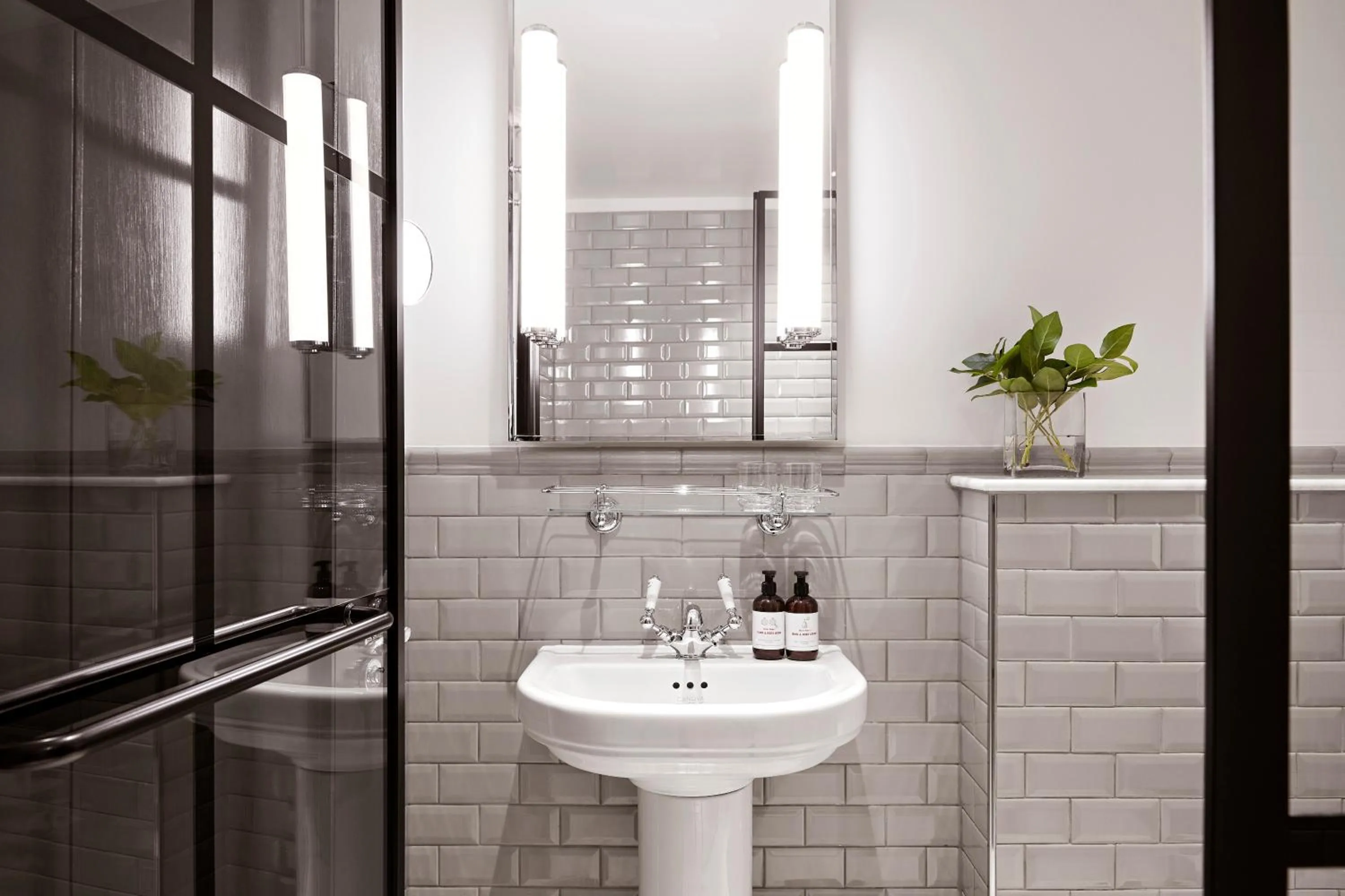 Bathroom in Kimpton Fitzroy London by IHG