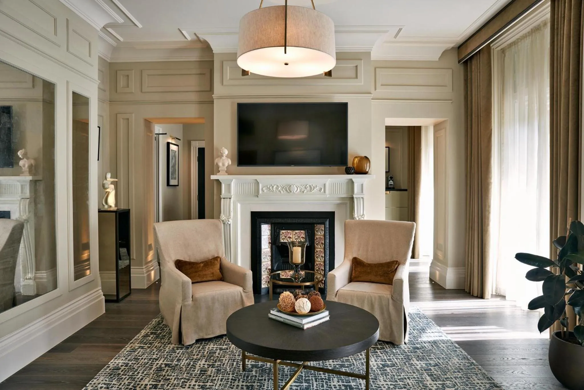 Photo of the whole room in Kimpton Fitzroy London by IHG