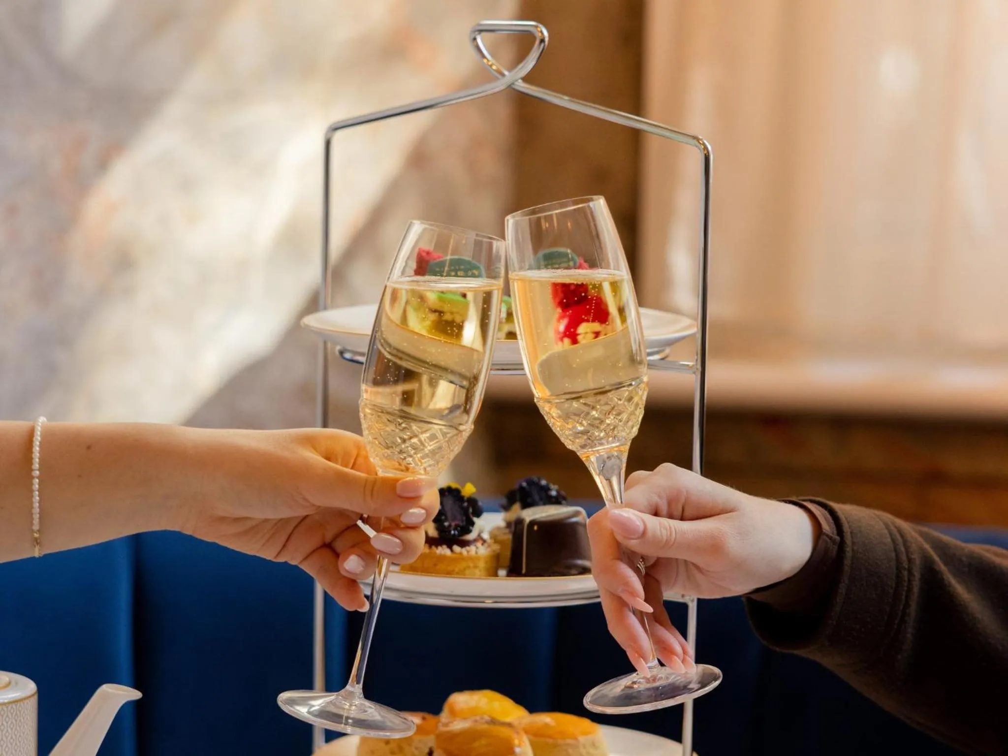 Restaurant/places to eat in Kimpton Fitzroy London by IHG