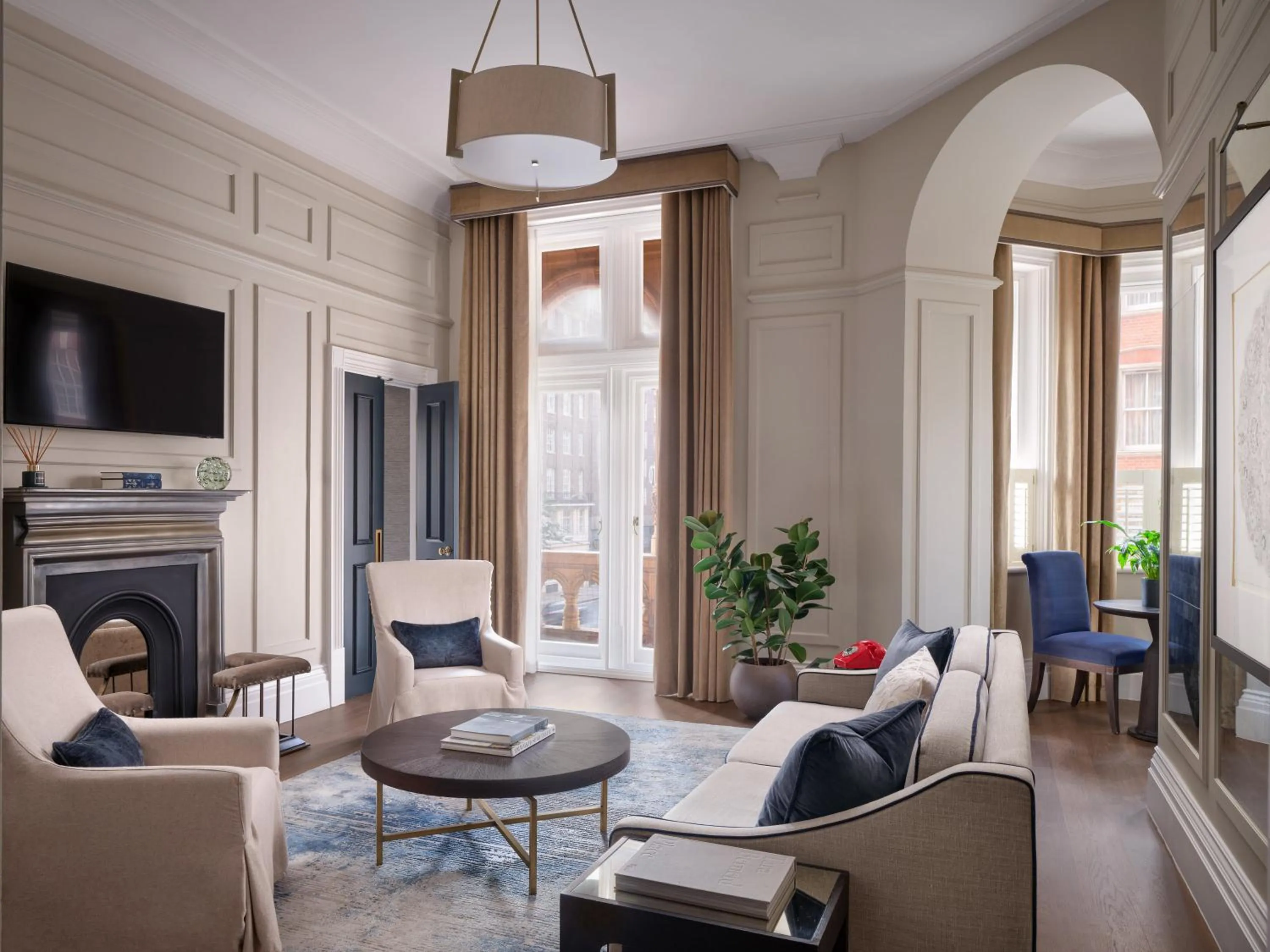 Photo of the whole room in Kimpton Fitzroy London by IHG