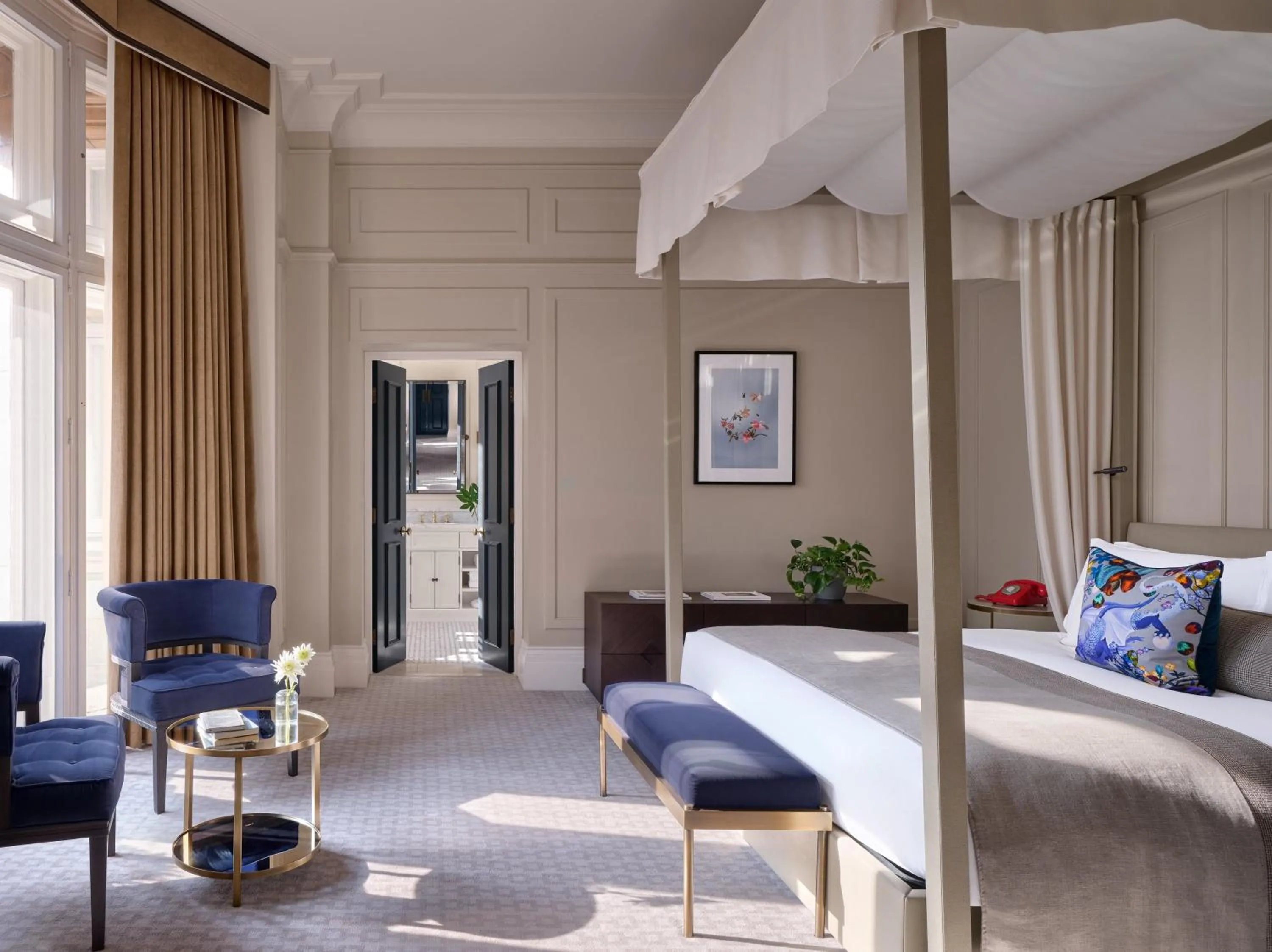 Photo of the whole room, Bed in Kimpton Fitzroy London by IHG