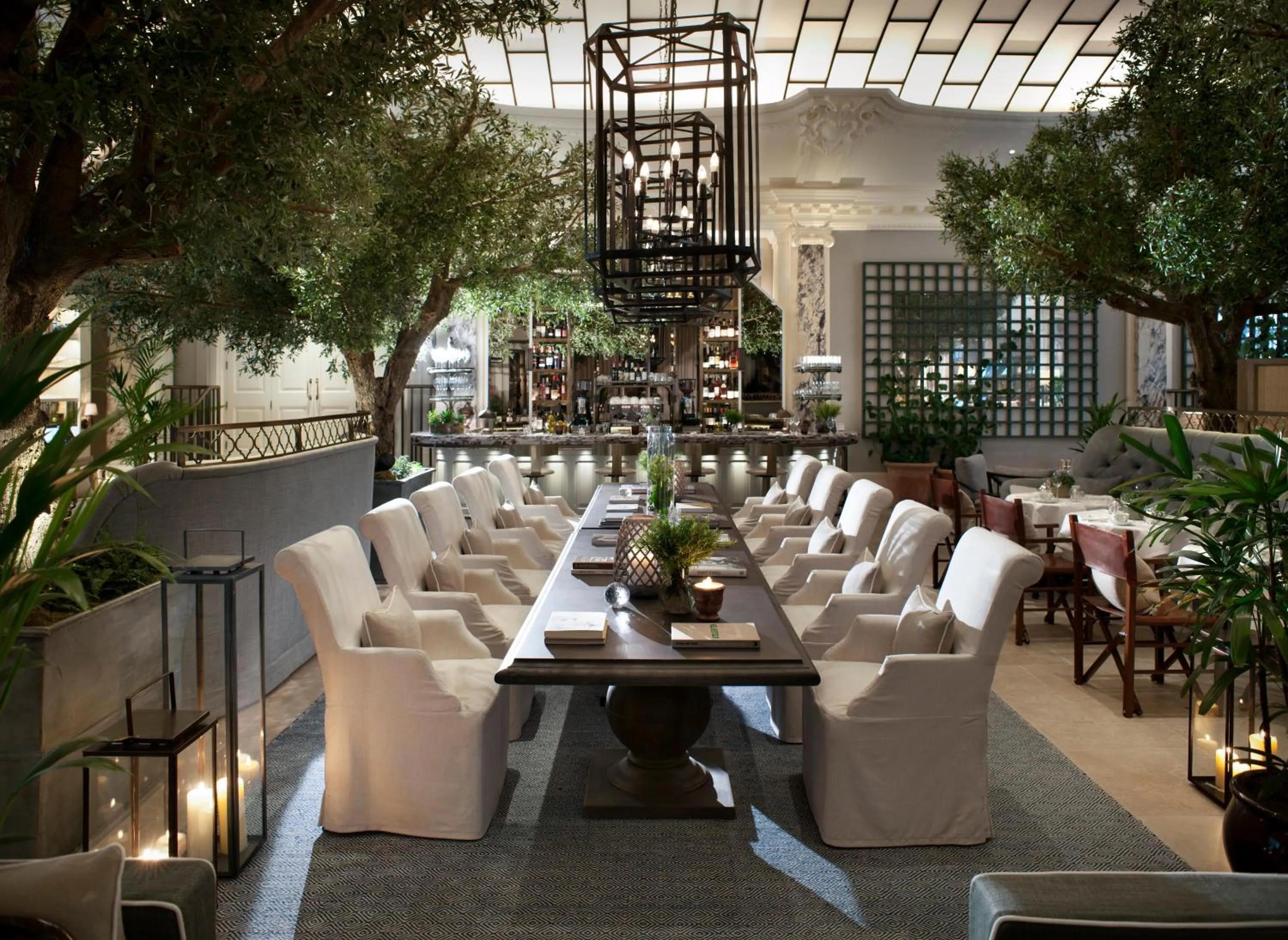 Lounge or bar in Kimpton Fitzroy London by IHG