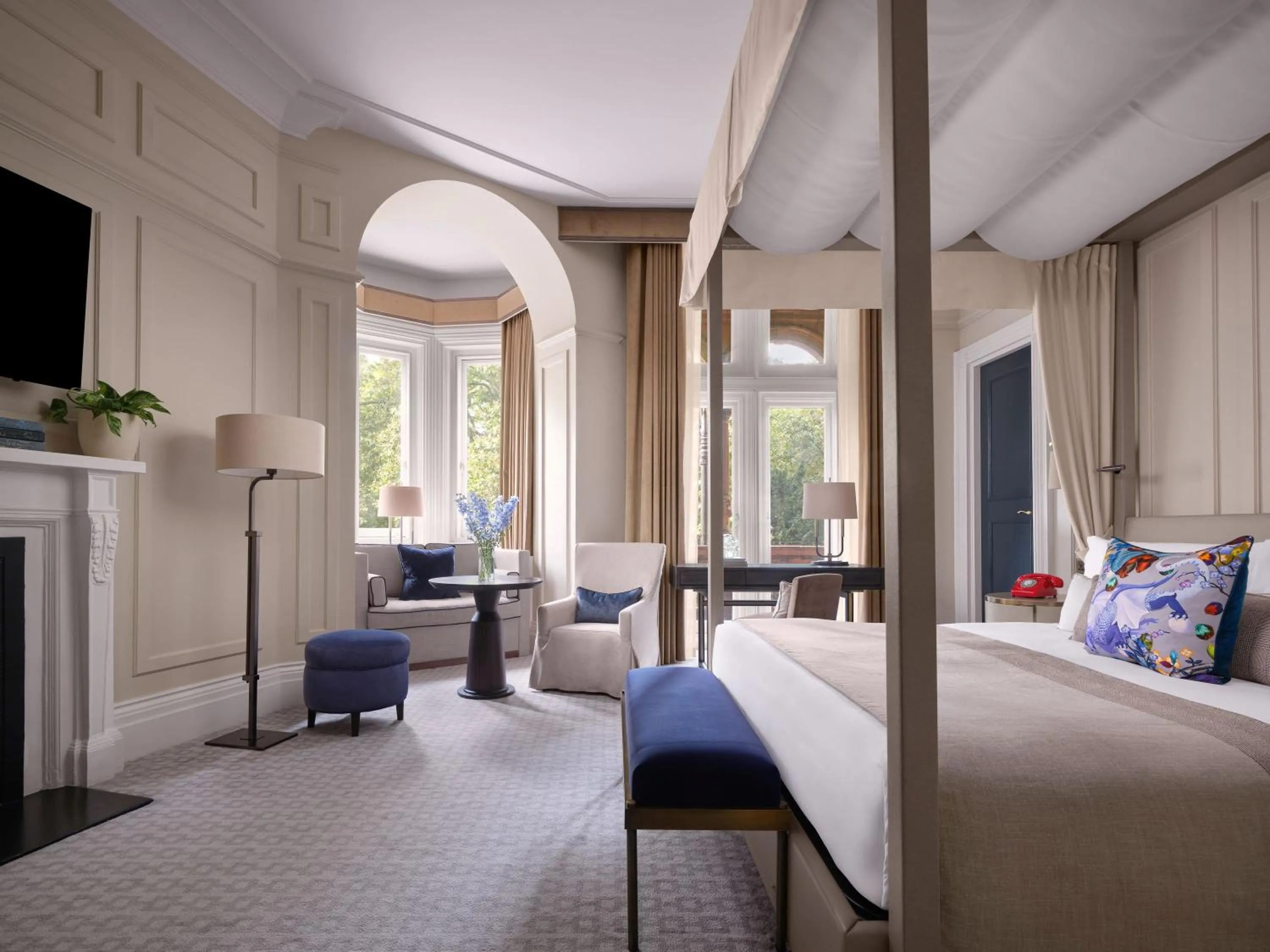 Bed in Kimpton Fitzroy London by IHG