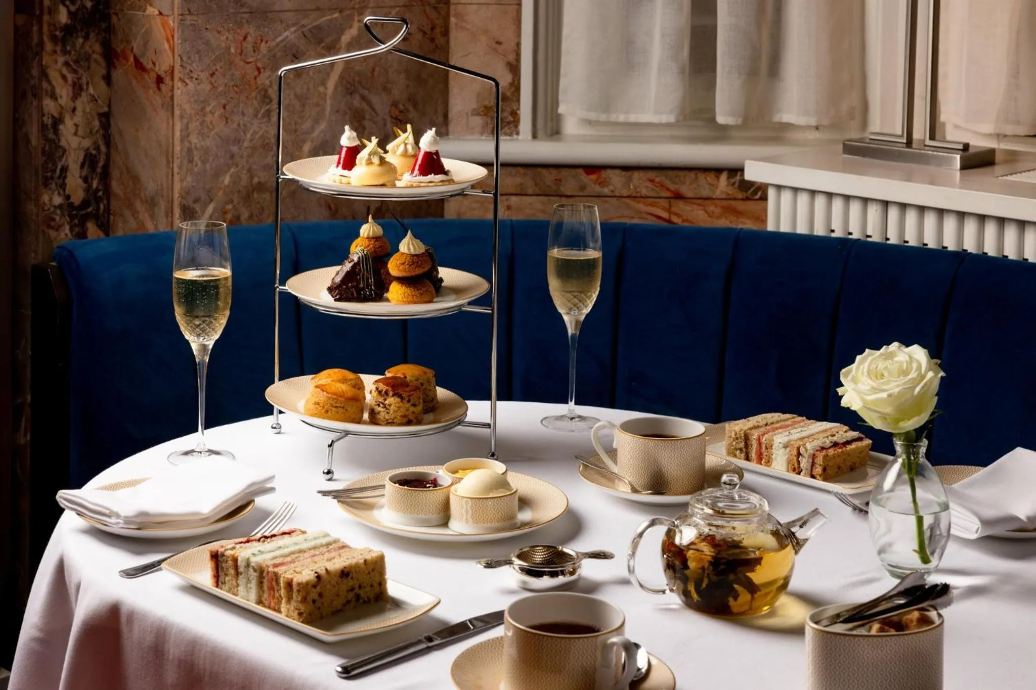 Restaurant/places to eat in Kimpton Fitzroy London by IHG