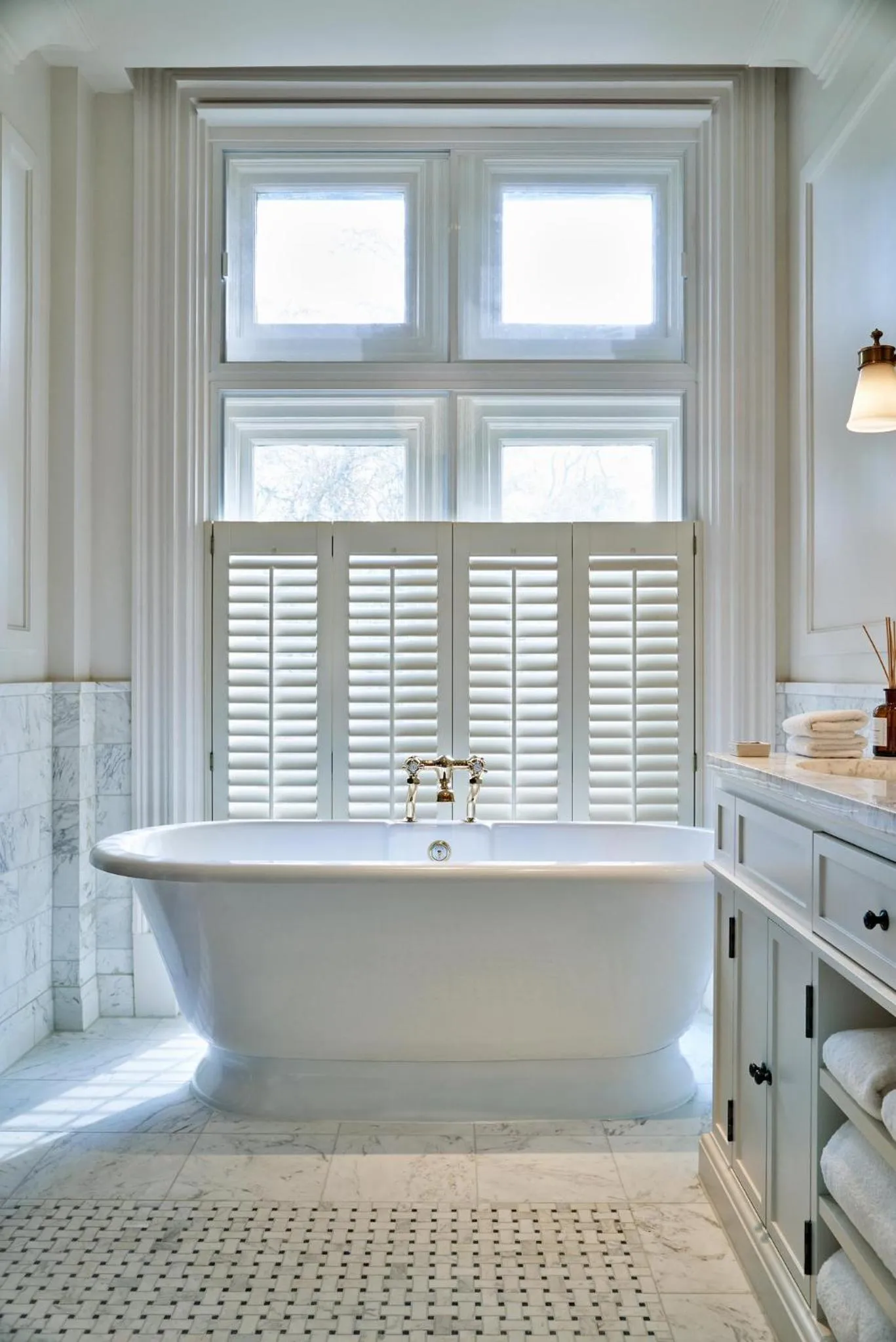 Photo of the whole room in Kimpton Fitzroy London by IHG